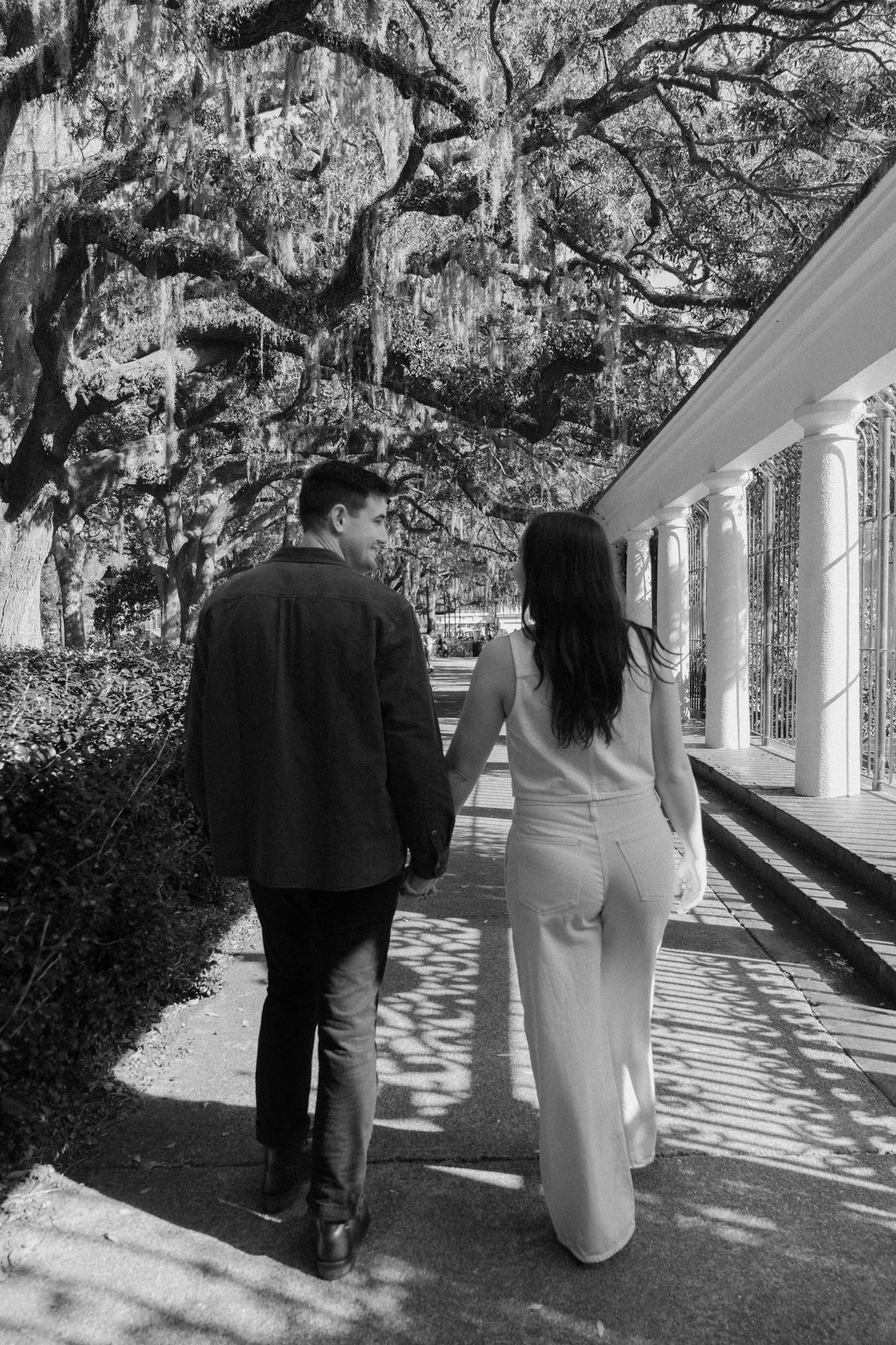 Downtown-Savannah-Georgia-Engagement-Session-Steph-Powell-Creative-3.jpg