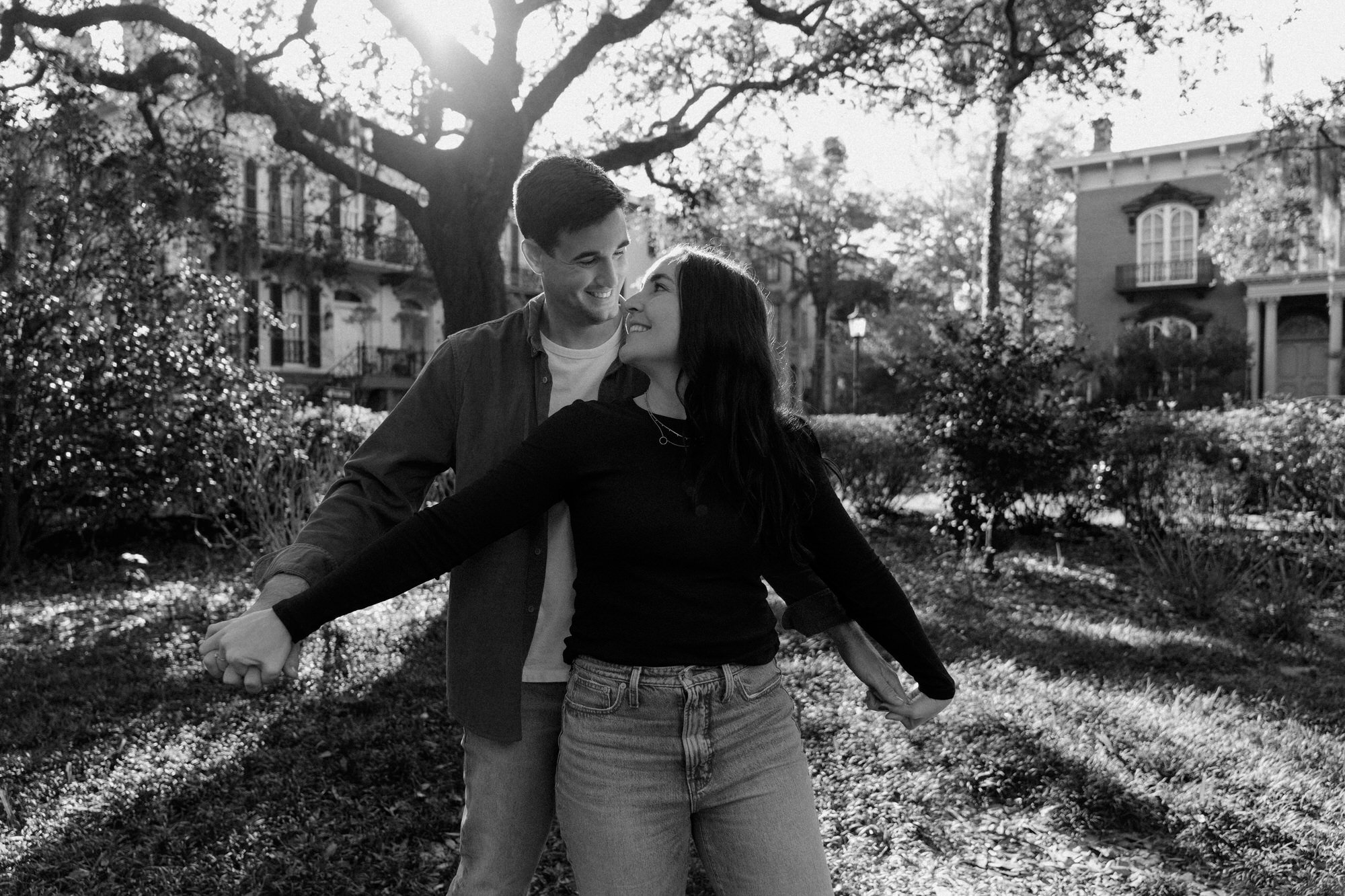 Downtown-Savannah-Georgia-Engagement-Session-Steph-Powell-Creative-40.jpg