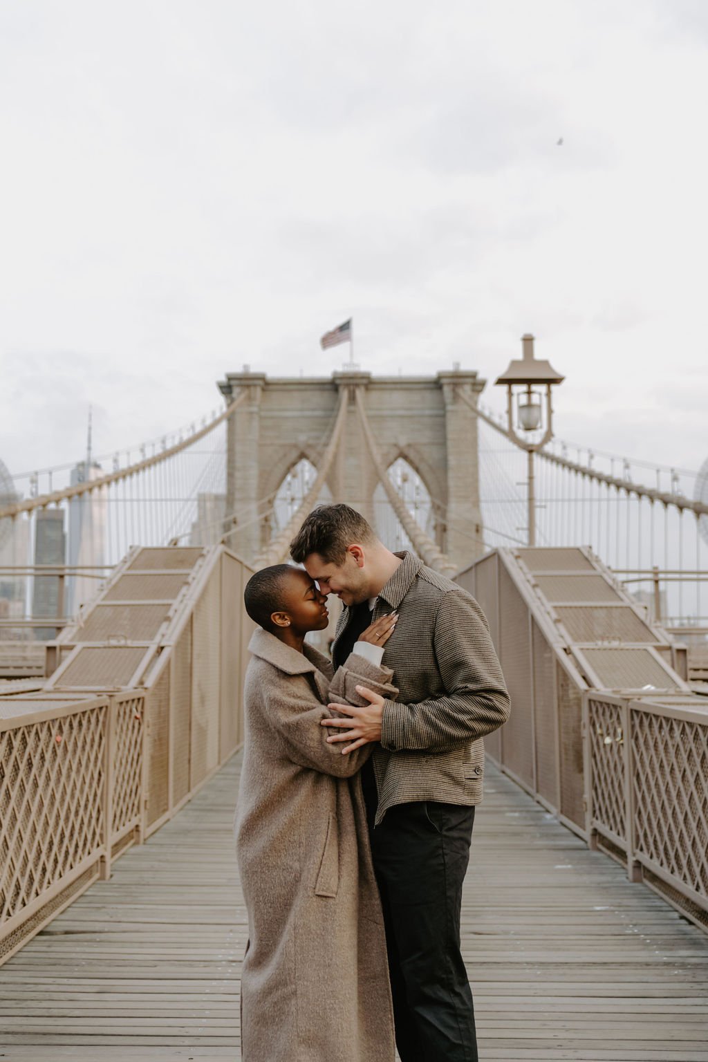 Steph-Powell-Creative-Brooklyn-Bridge-Couples-Session-37.jpg