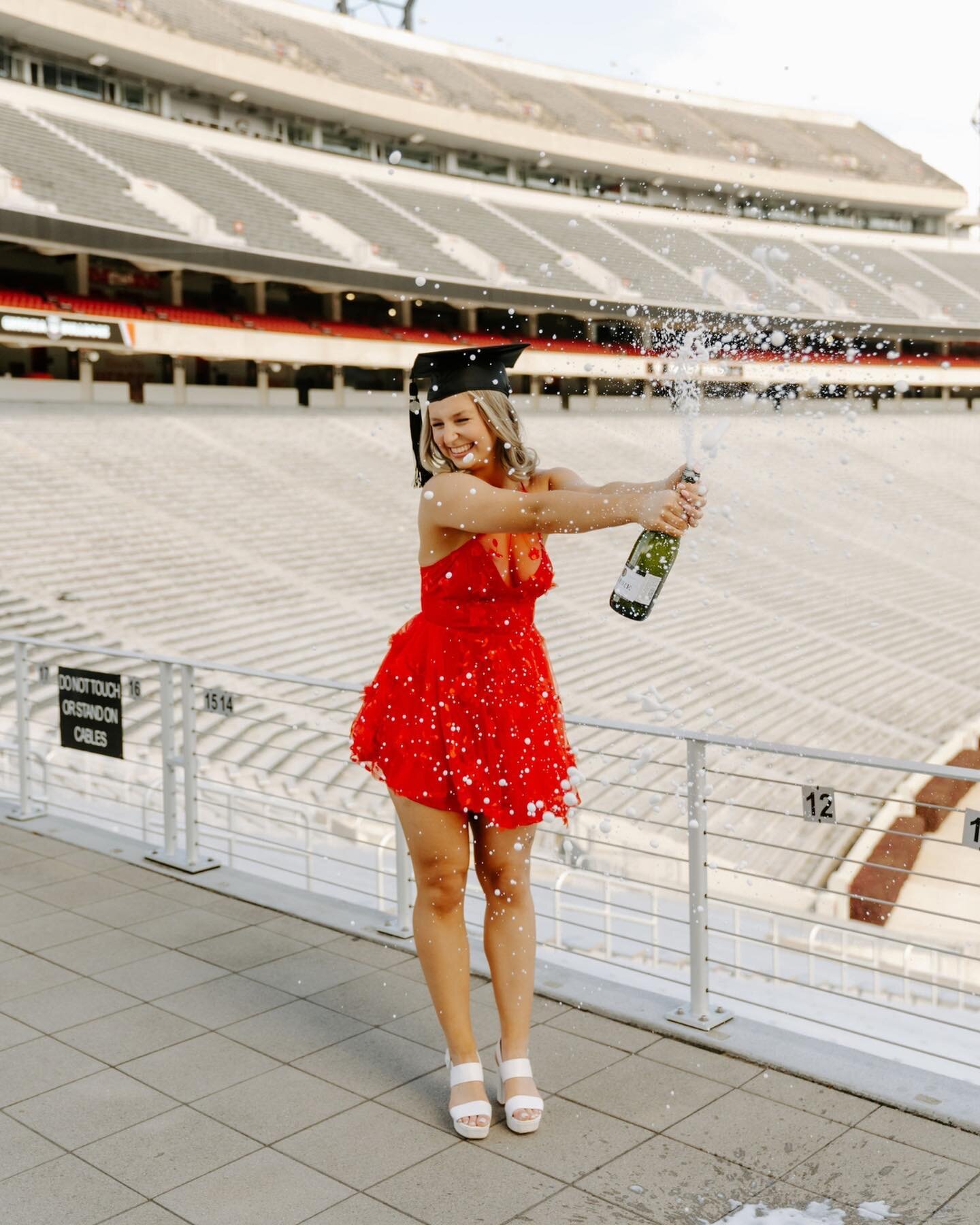 Let&rsquo;s hear it for the DAWGS! While I only have a limited number of spots for grads each year, I love getting to relive these special moments on the most gorgeous campus with my beautiful grads and obviously show a little bit of support to my fe