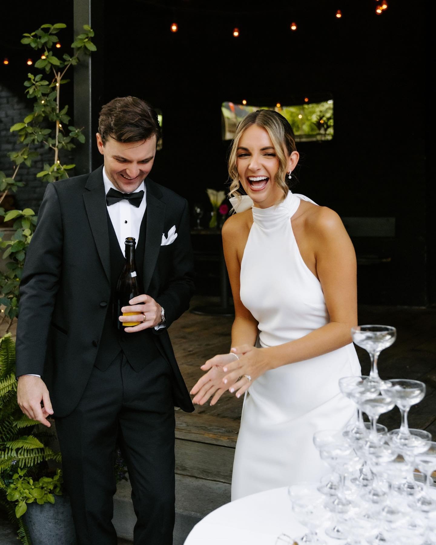 The best time to have a champagne tower at your wedding? All the time 🥂

Watching moments like these unfold is literally the exact reason why I love this freakin&rsquo; job so much. It shows that no matter the size of the wedding, nothing beats bein