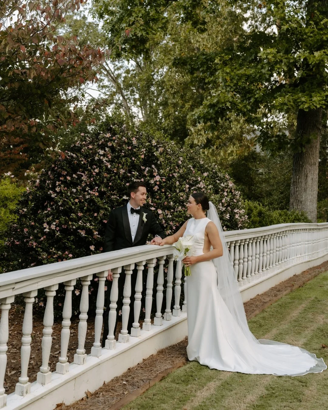 Madeline + Zach tied the knot at @primrose_cottage_weddings, and everything about this day felt elegant and effortless. Honored to capture a love as sweet as The Limbs 🥂

Photography: @stephpowellcreative
Venue: @primrose_cottage_weddings
Hair &amp;