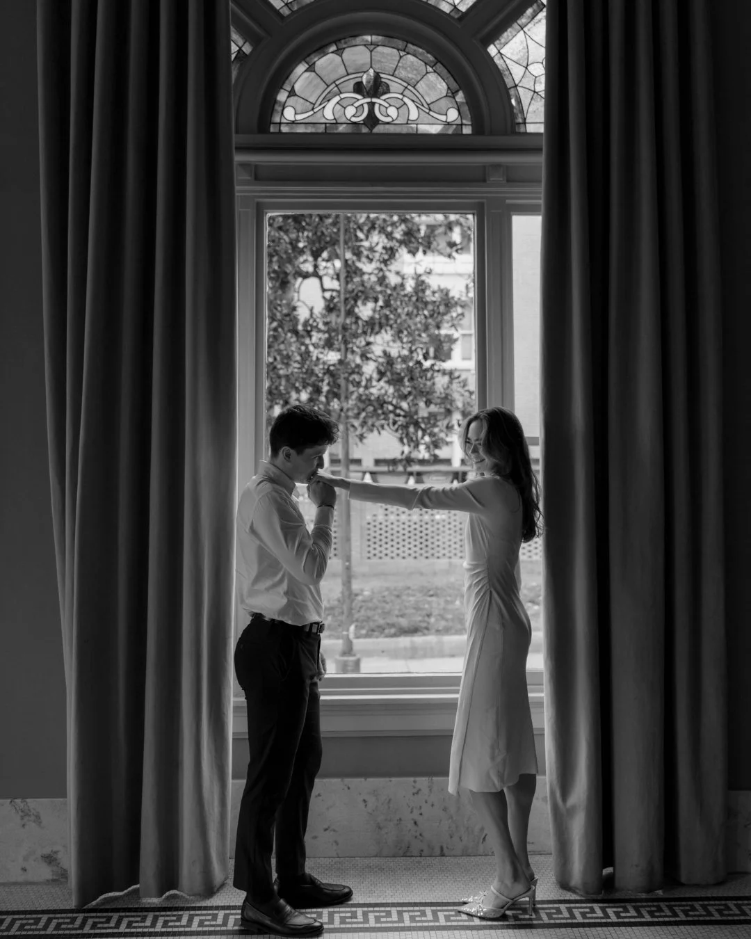 Cozying it up at @georgianhall with M+V 🪞