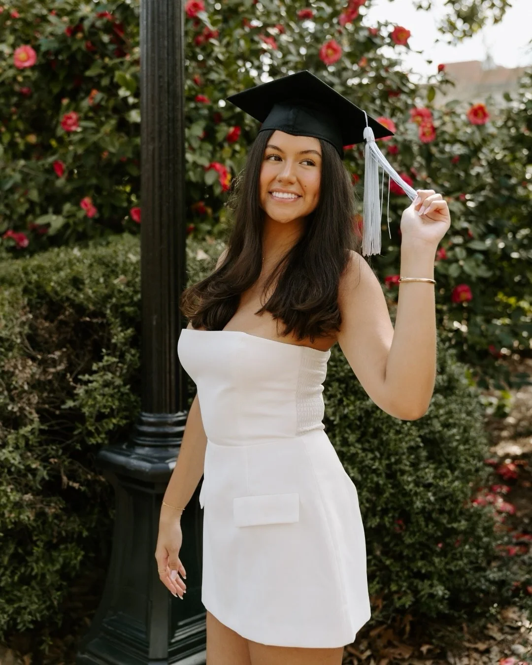 IT&rsquo;S GRAD SEASON 🎓🍾

There will always be a part of me that holds my grads near and dear to my heart. My fellow UGA grads know that once a Dawg, always a Dawg, so I can&rsquo;t wait to return back to Athens this spring for a handful of grad s