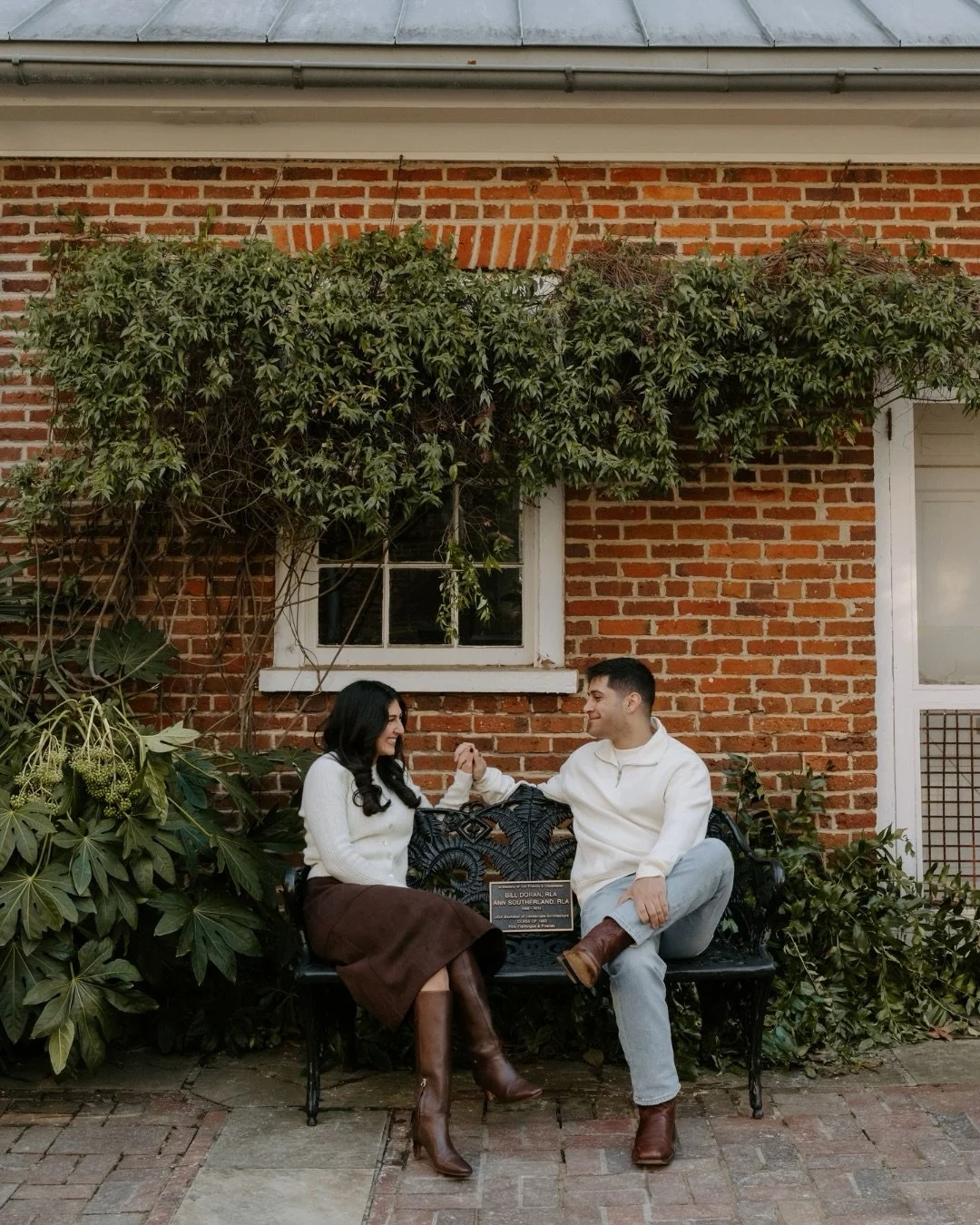 There are only two things that will get me out of the house during the winter: a nice steak dinner or beautiful engagement sessions like this one with Dana and Ahmad 🕊️

#couplesphotoshoot #engagementphotos #engaged #romanticlove #weddingphotographe