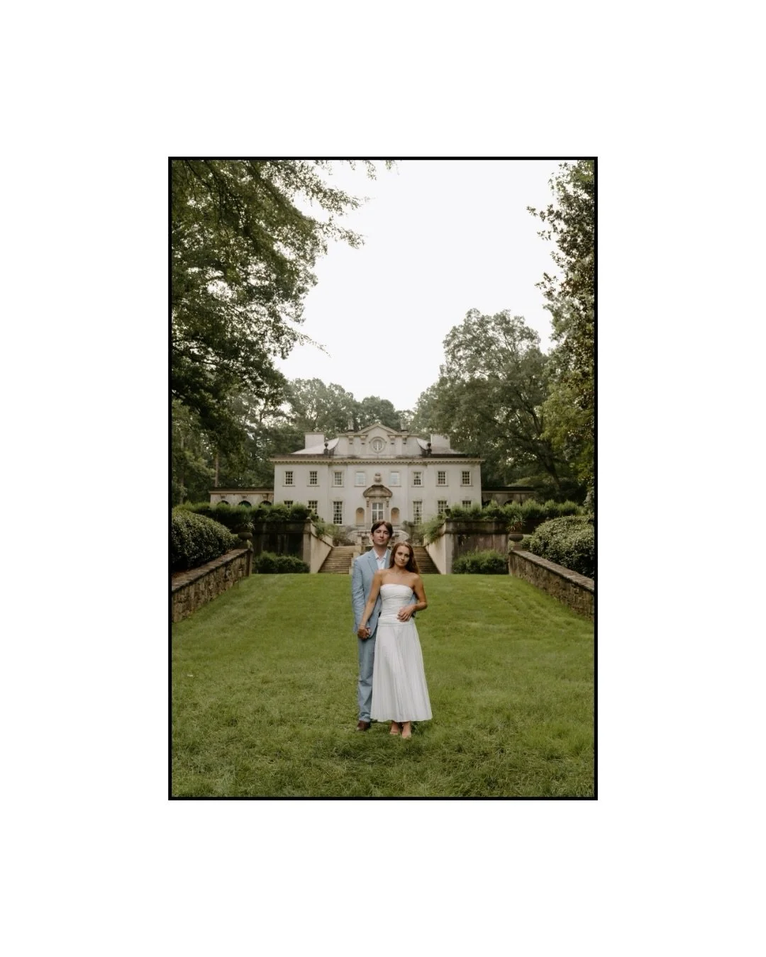 Getting lost at the house of Swans 🦢

#engagementphotos #atlantaweddingphotographer #engagementphotography #couplesphotographer #couplesphotoshoot