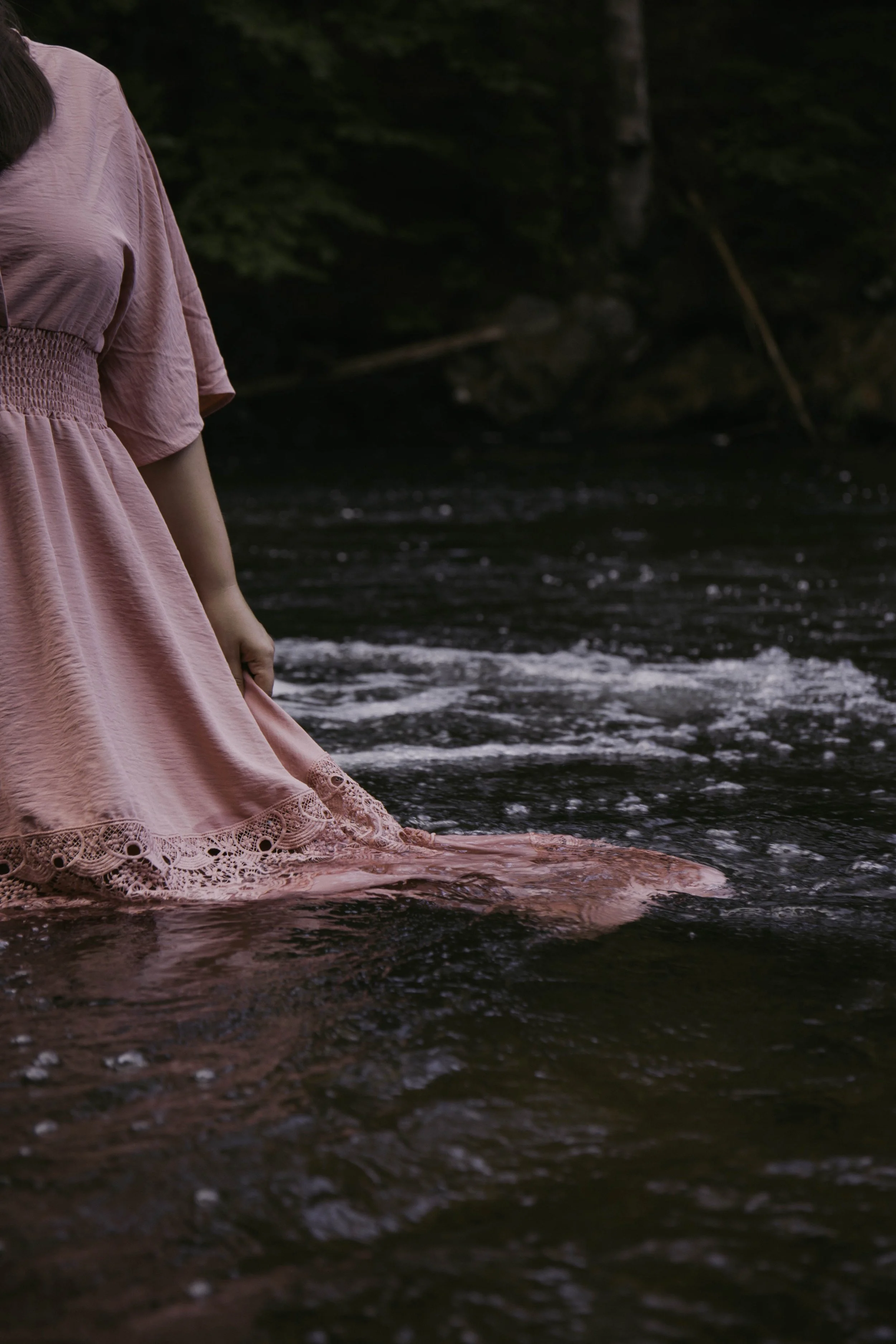 feminine somatic coaching session supporting somatic healing for women