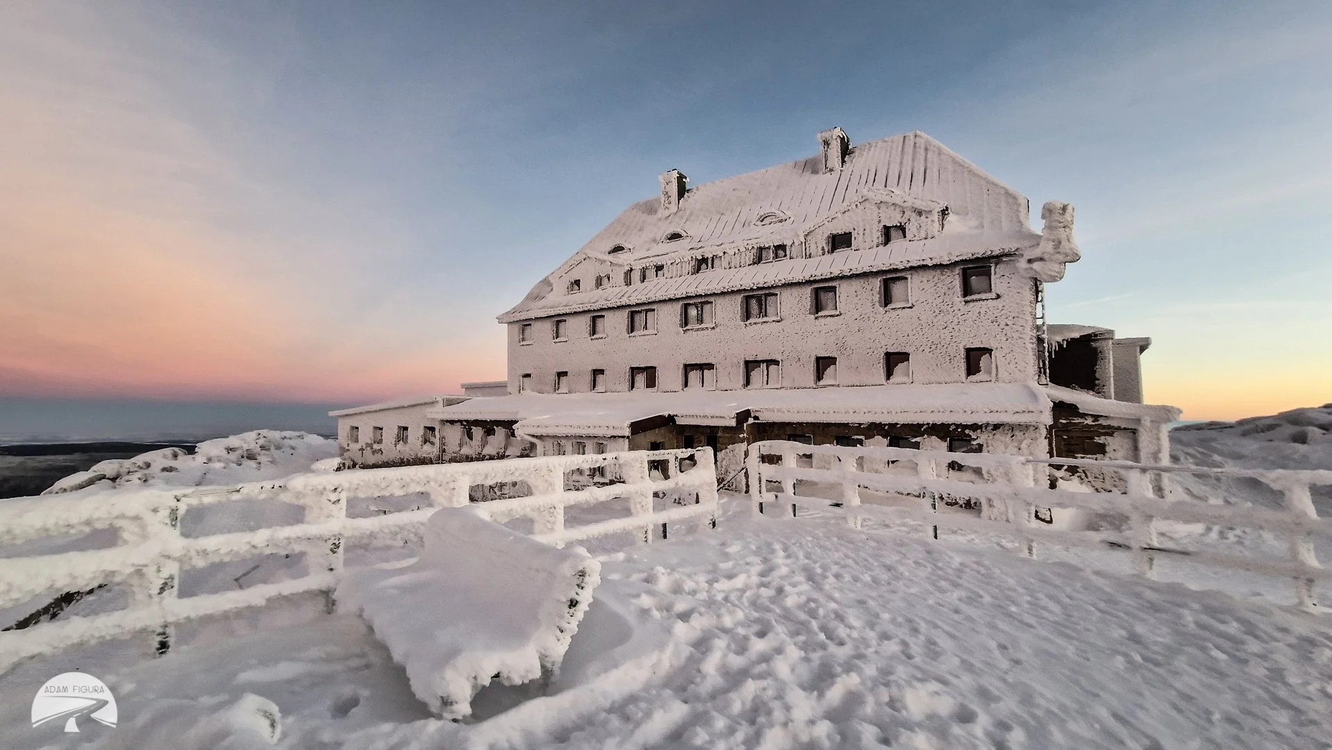 photo (32 of 40).jpg