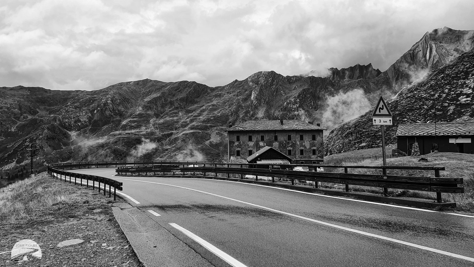 photo (19 of 40).jpg