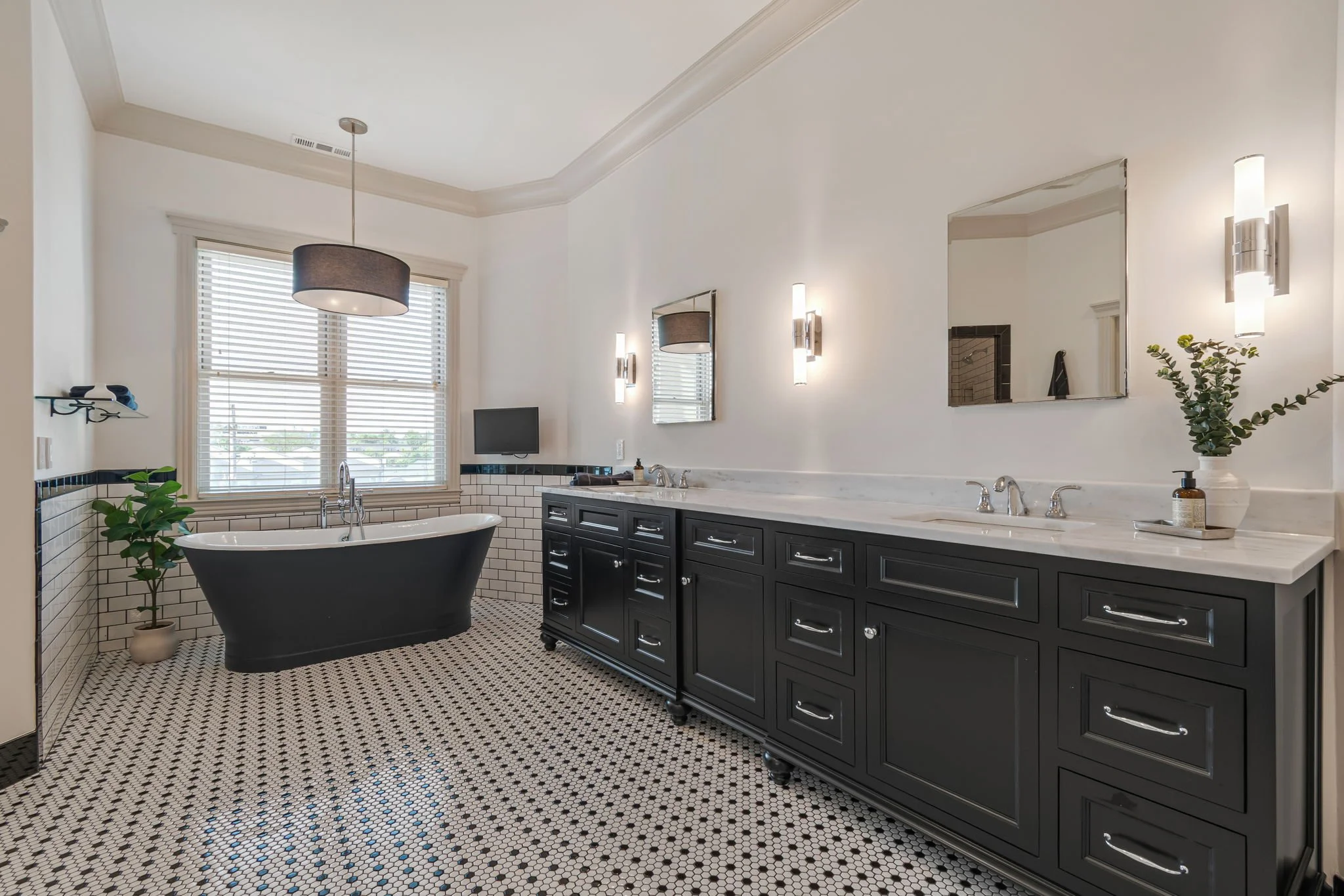 60-web-or-mls-156.jpg