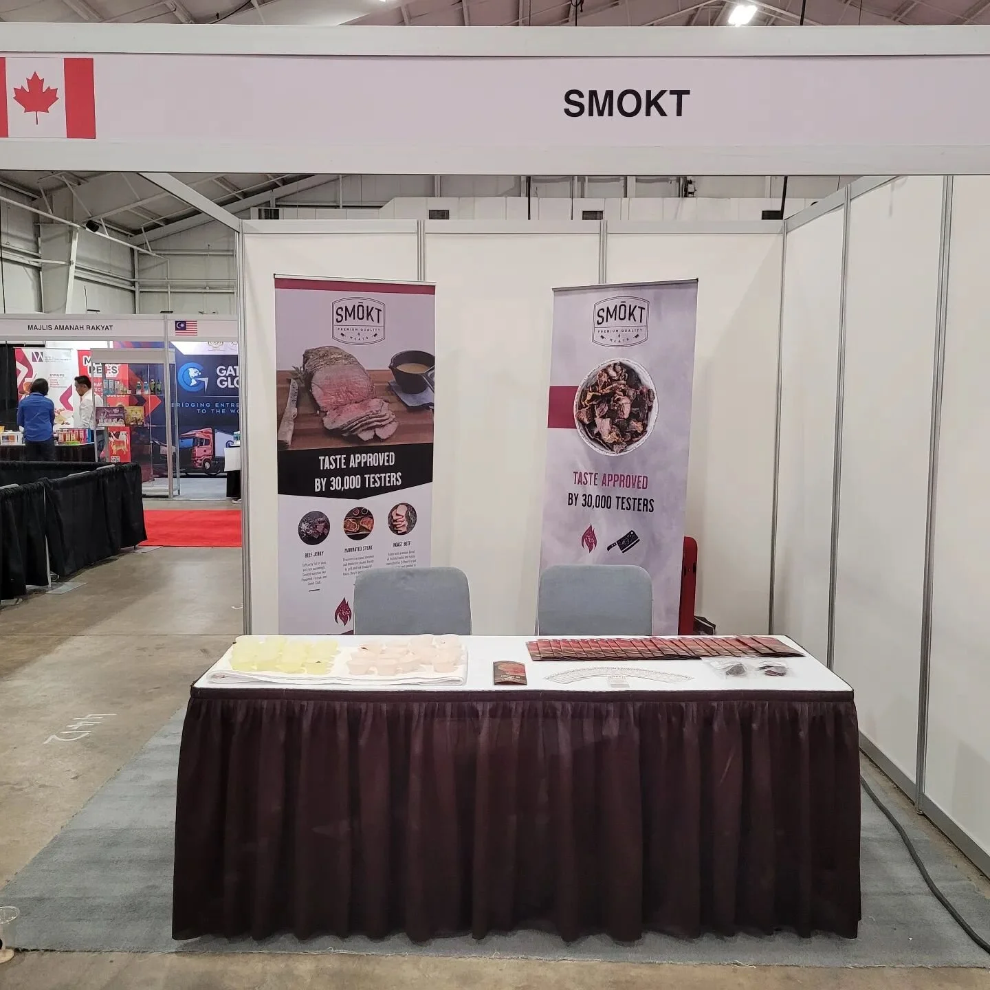All set up at the Halal Expo Canada Exhibition and Conference in Toronto. Come see us at booth 4412 right next to the stage! 

#halalexpo #halal #halalfood #toronto #beefjerky #deliciousfood