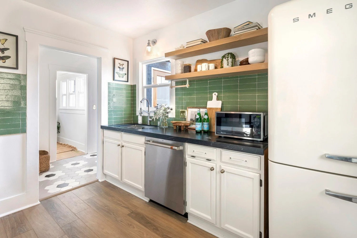 Pamona Kitchen 4.jpg