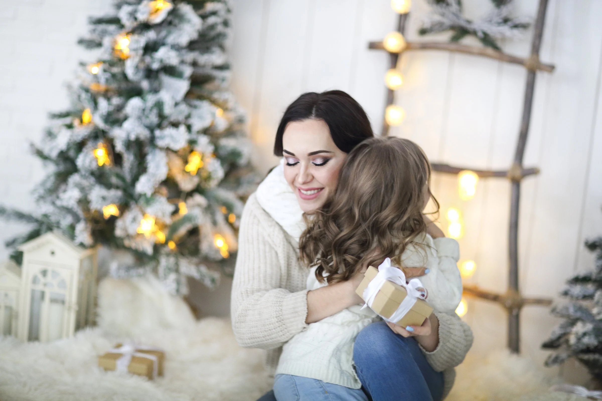 Thoughtful Gifts for Nannies: What They Really Appreciate