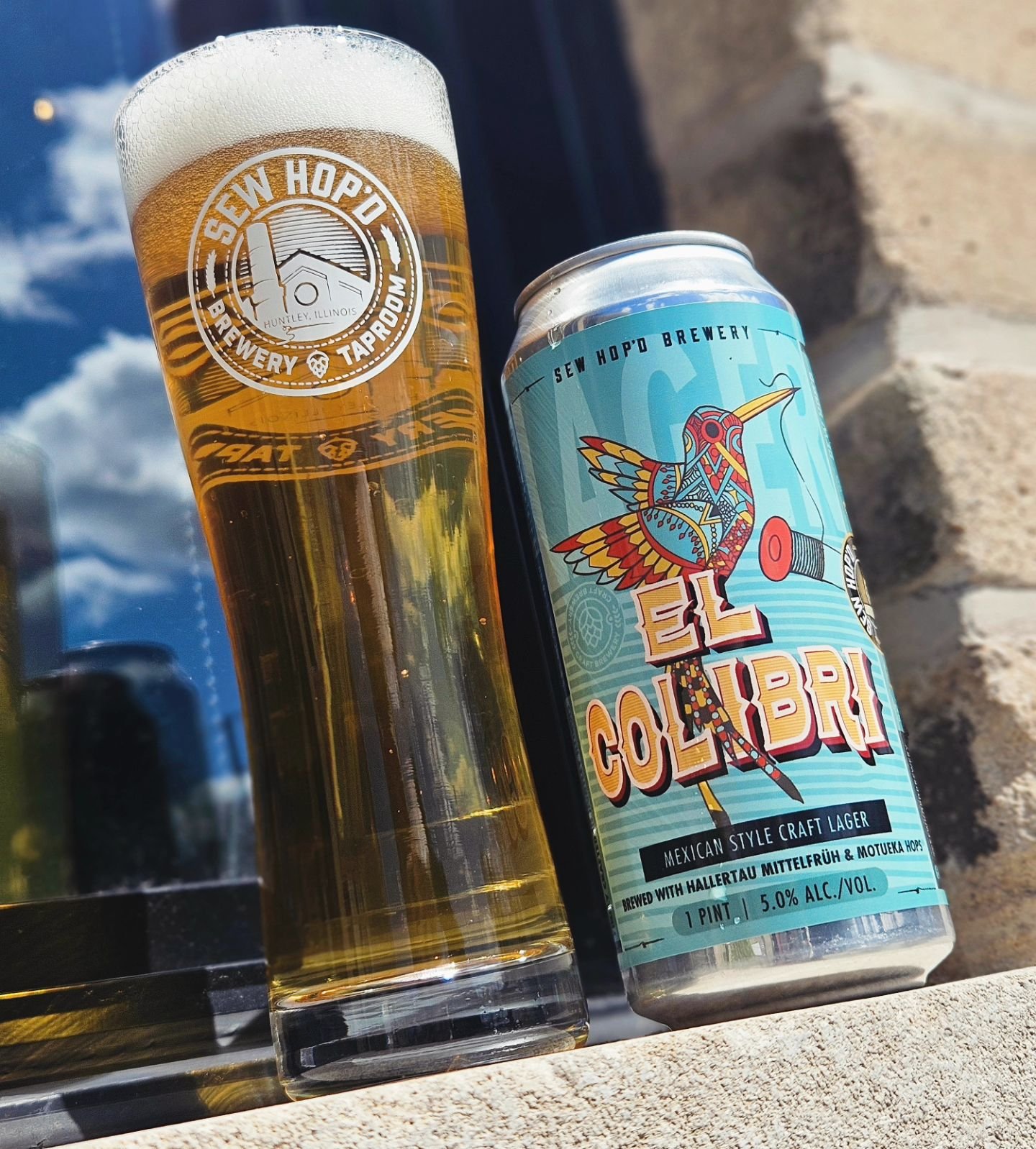 Just in time for patio season and this GORGEOUS weekend ahead, we have a Sew Hop'd seasonal favorite back on draft- El Colibri, the hummingbird, is a delectable handcrafted nectar made from the best hops and grains. Made with Hallertau Mittlefra&uuml