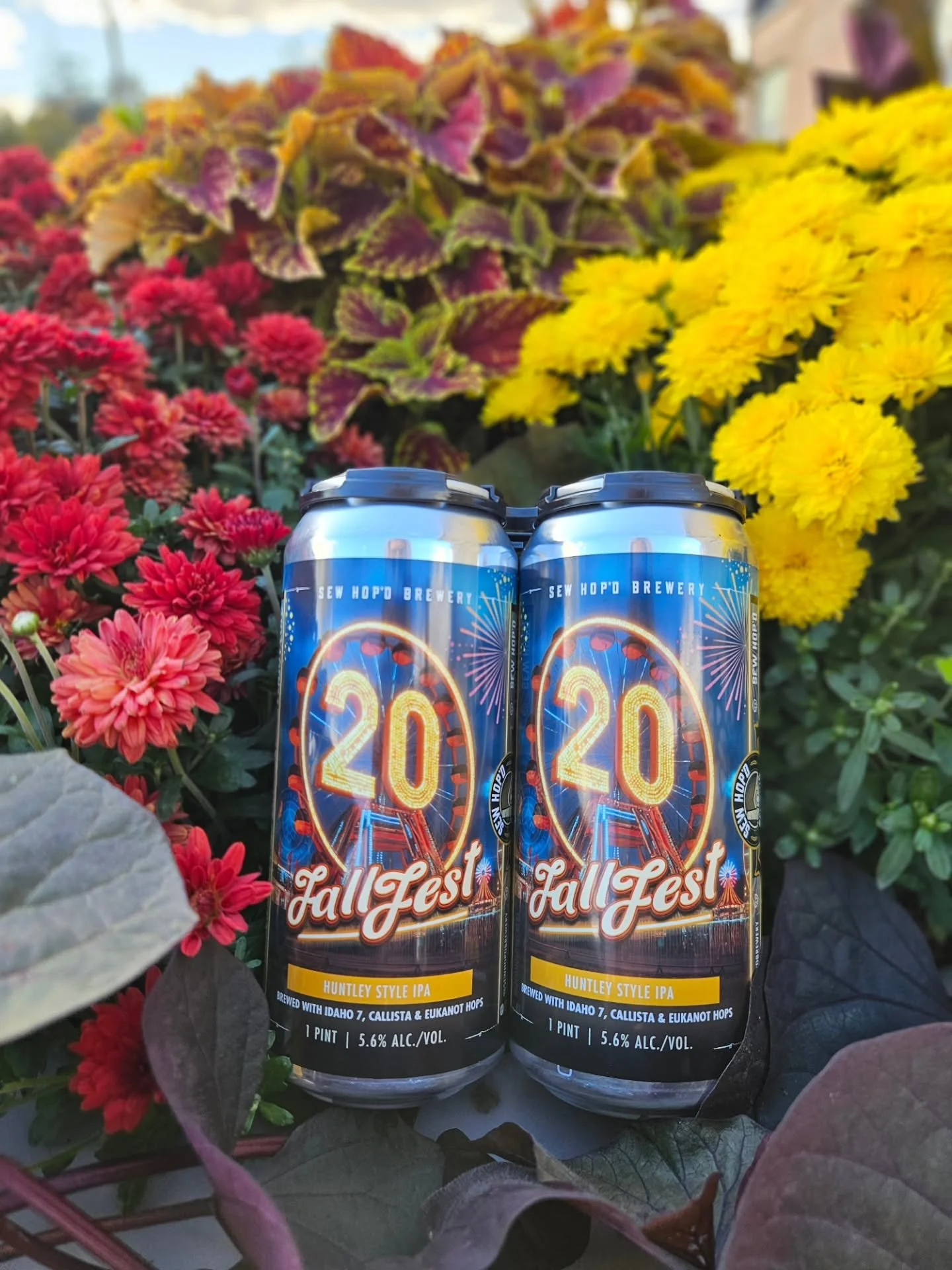 Saturday vibes are strong, friends! We’ve got @uncle_cams_sandwiches rollin’ in 4–8 pm — grab a Classic Cam or our staff fave, The Pie Guy (trust us on that one 👀). Perfect pairing? Our Fall Fest IPA — still flowing on