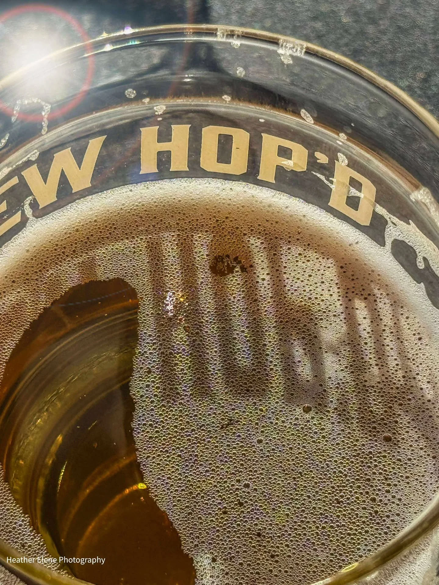 Sunday Funday is ON, friends! We’ve got all the good stuff — sunshine, football, live music, food, and your favorite hometown brews! 🍻 
@therollingcrepe2024 is here 1–5 pm serving up sweet & savory goodness, and @infunktious h