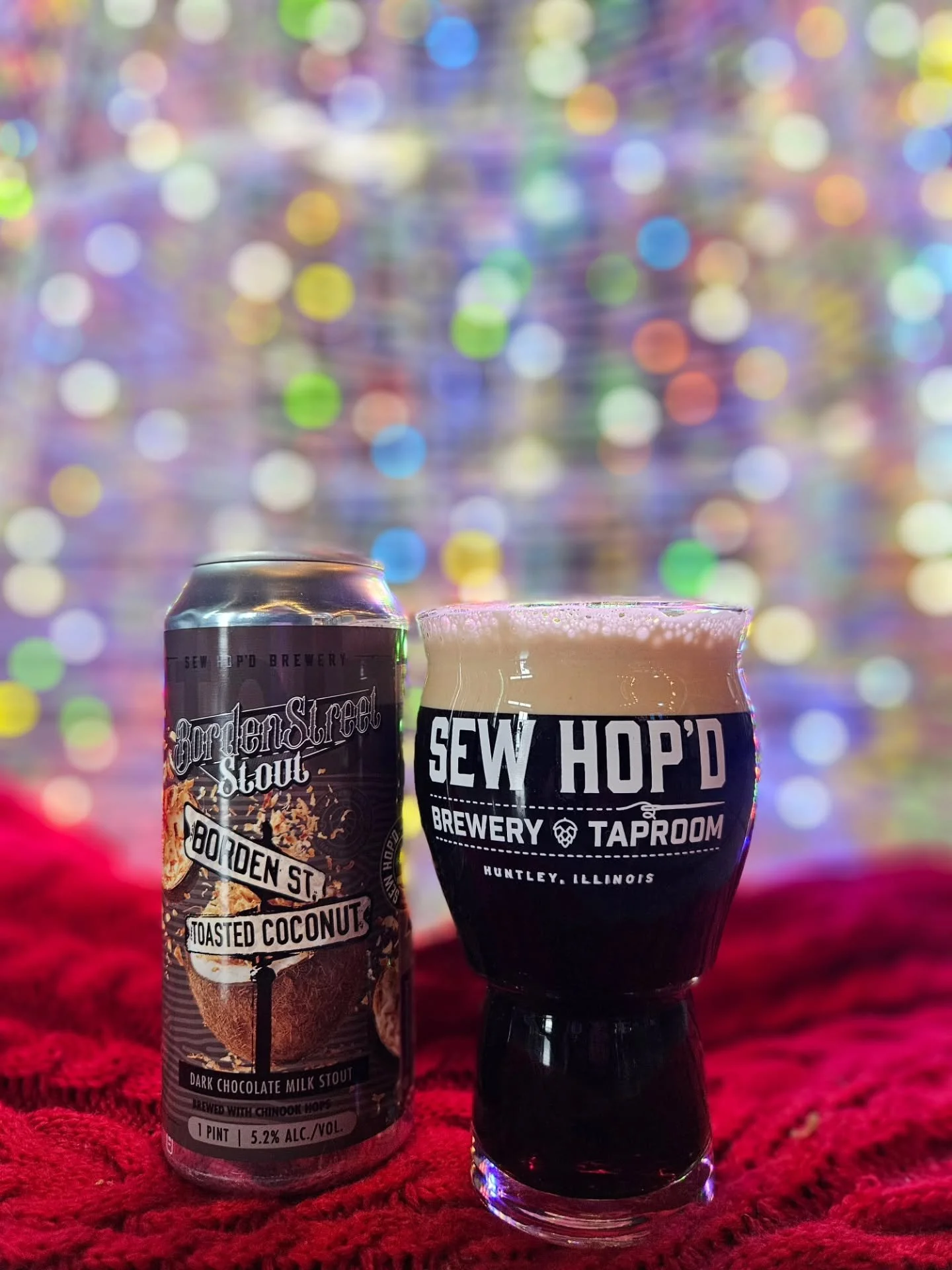 Sunday Funday!🍻
Yeah&hellip; it&rsquo;s COLD out there.🥶 But it&rsquo;s nice and toasty inside your favorite hometown brewery, and we&rsquo;re ready to wrap up the weekend with you. 

Carolyn and Mike are behind the bar warming you up with one of o