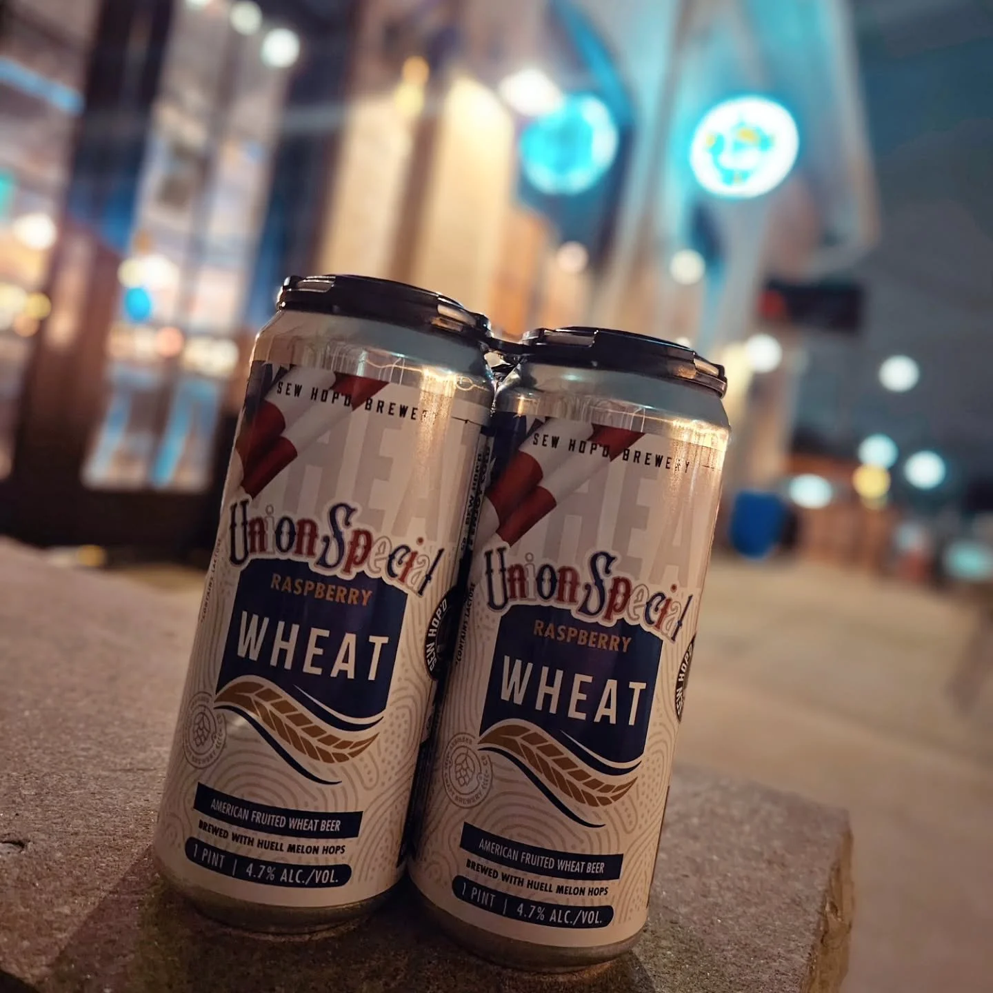 Ohhh it&rsquo;s Fish Friday and we&rsquo;re REELING you in! 🎣😉 @deltorostreettaco is back from Mardi Gras and bringing a special menu you&rsquo;re not gonna want to miss from 5&ndash;8 pm. 

Here&rsquo;s what he&rsquo;s throwing our way:
🐟 Sew Hop