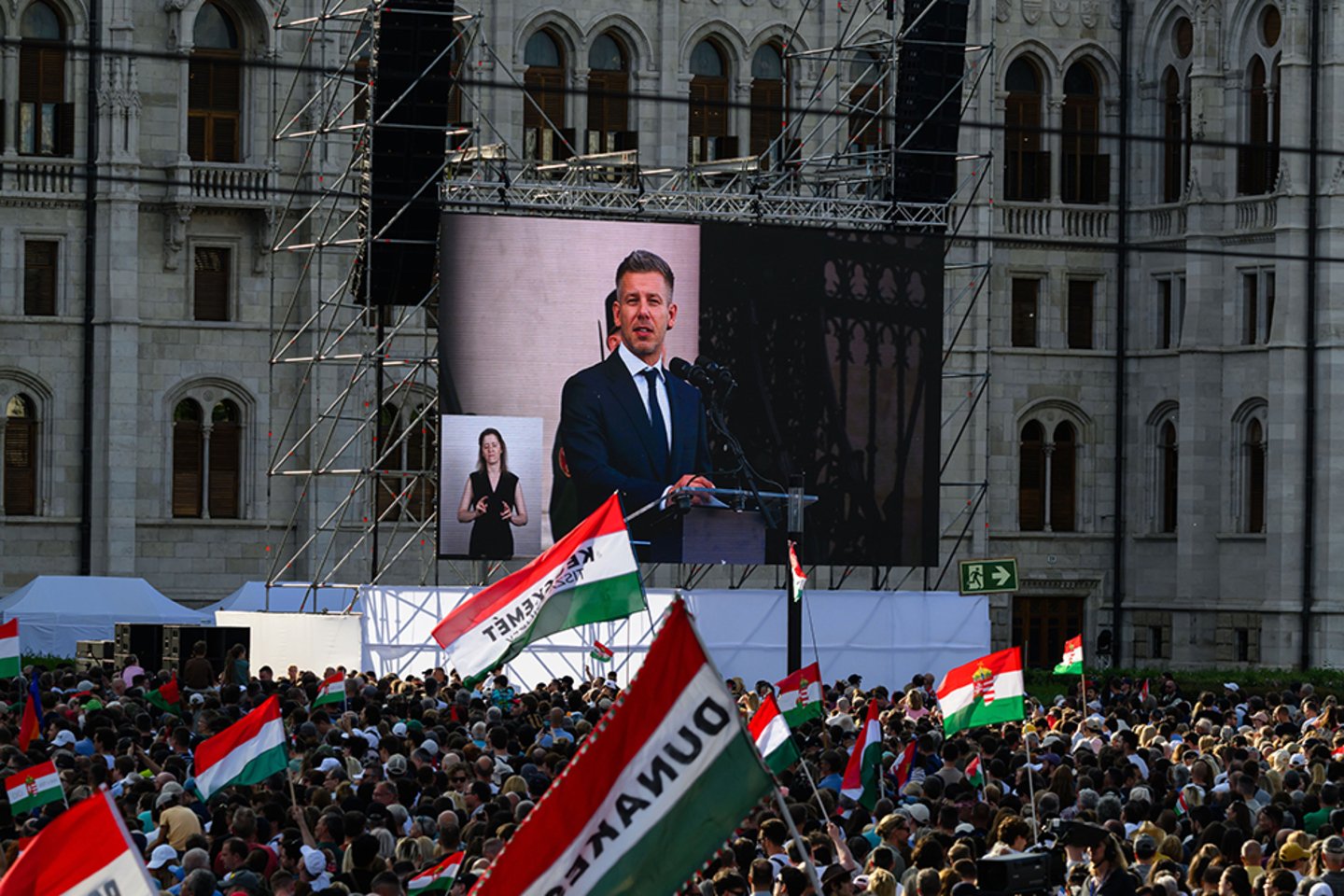 A szolidaritásról nem csak beszélni kell (Demokrata)