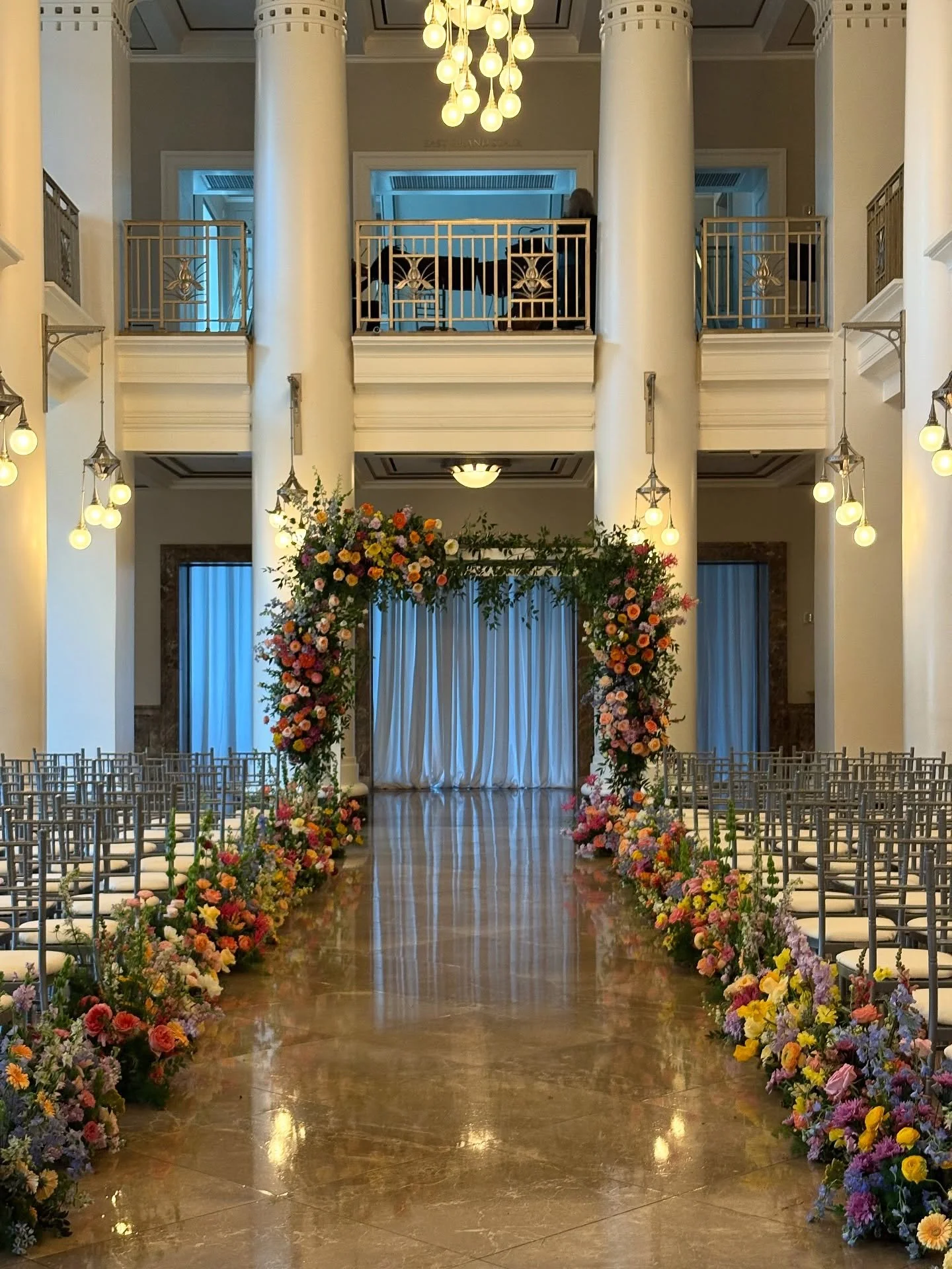 Can&rsquo;t think of a better wedding to open up fall season!! So thankful to be apart of Jack and Rachel&rsquo;s wedding day 🌸🍊🍉🍐🦋🫐

Planning: @brucepittmaninc