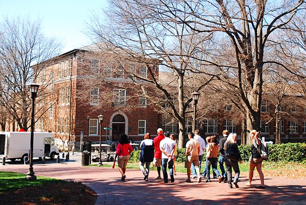 Preparing Adolescents for College: A Guide for Parents