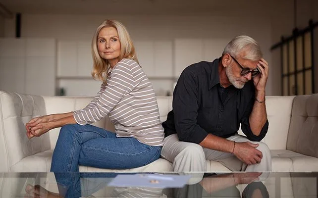 Holding On vs. Lashing Out: How Attachment Shapes Impulse