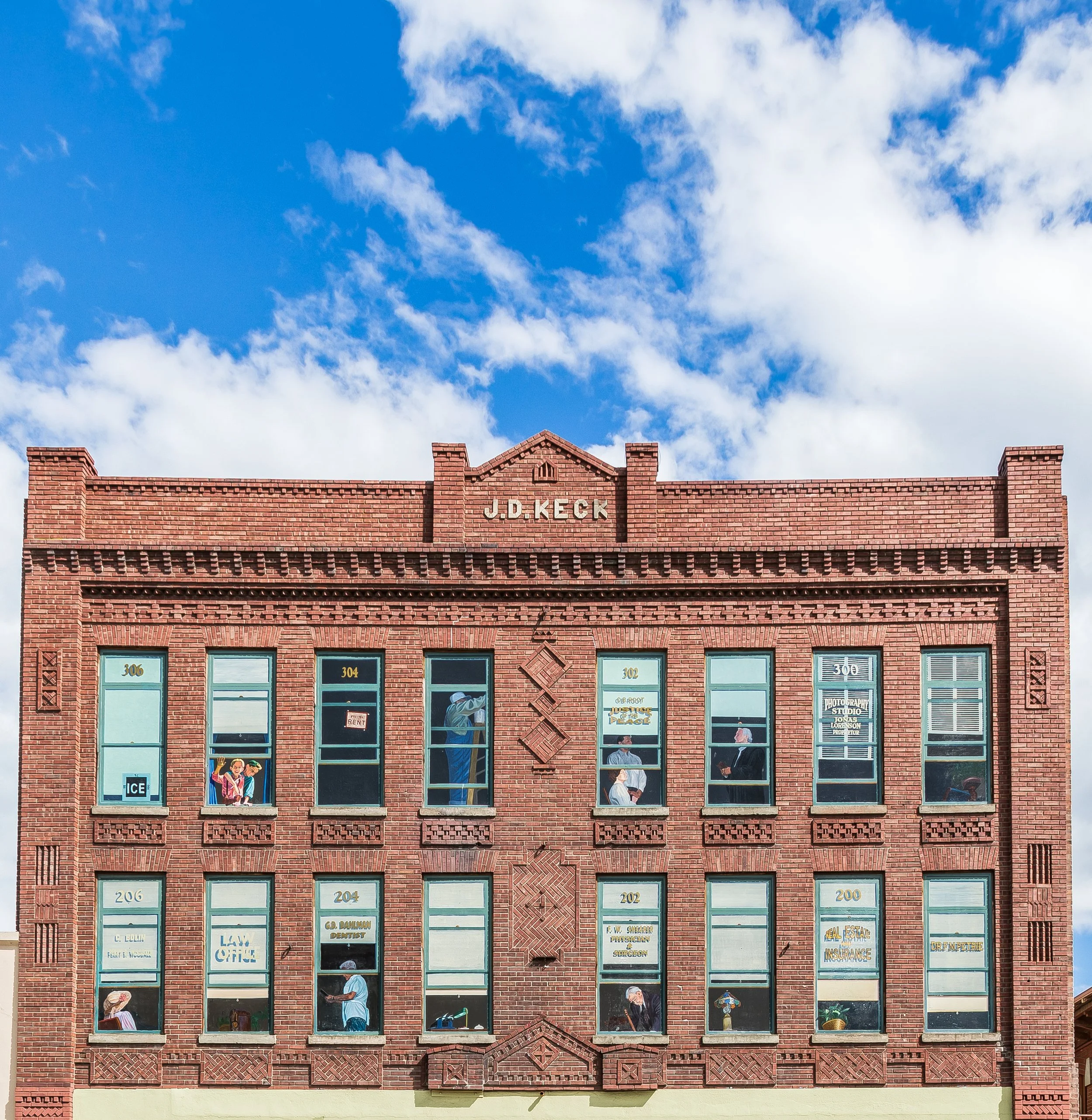 ToppenishMural-27.jpg