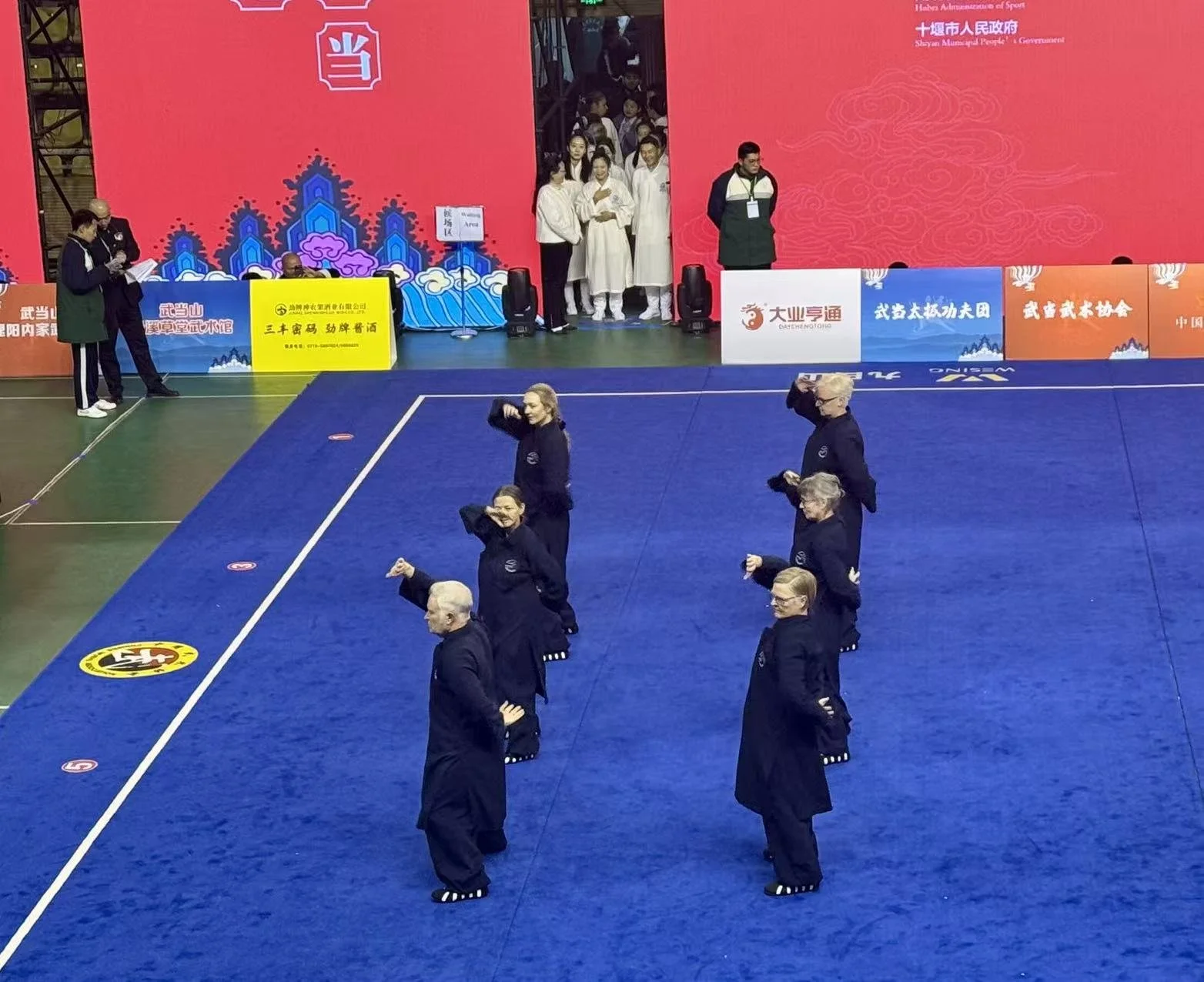 25 team on floor.JPEG