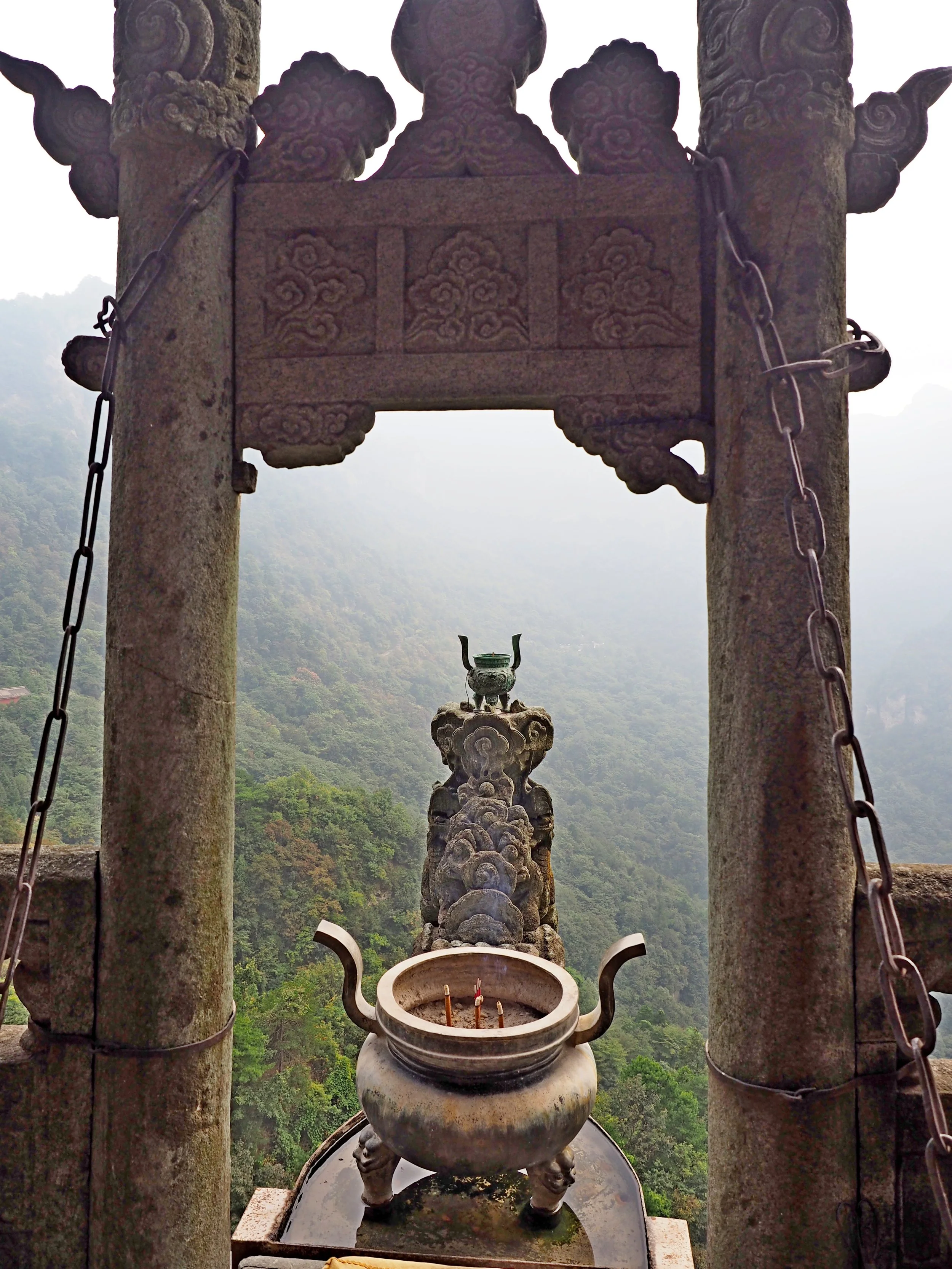 wudang incense burner.JPEG