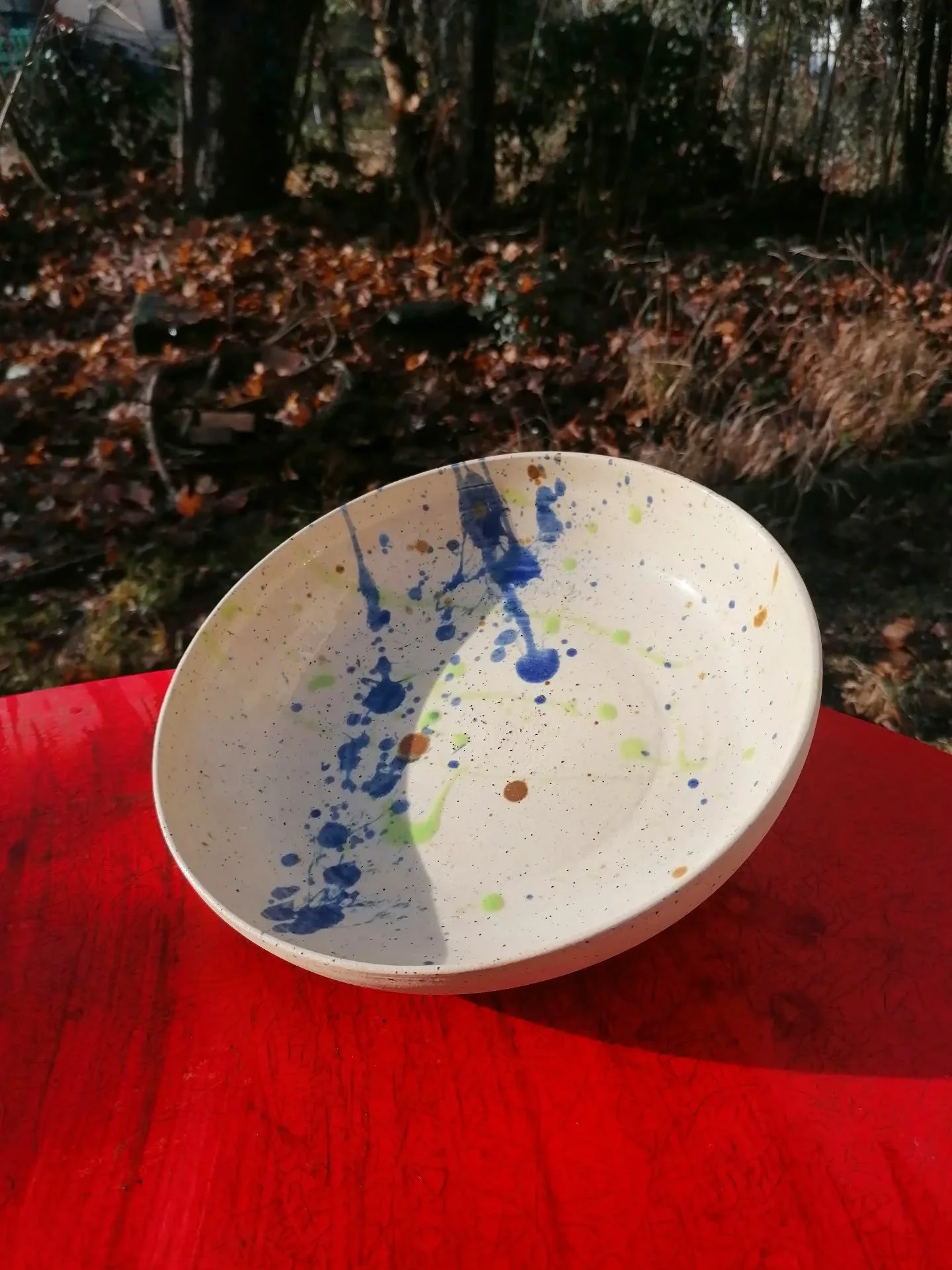 Handgedrehte Schale aus Steinzeug

#ceramics #schale #wheelthrown