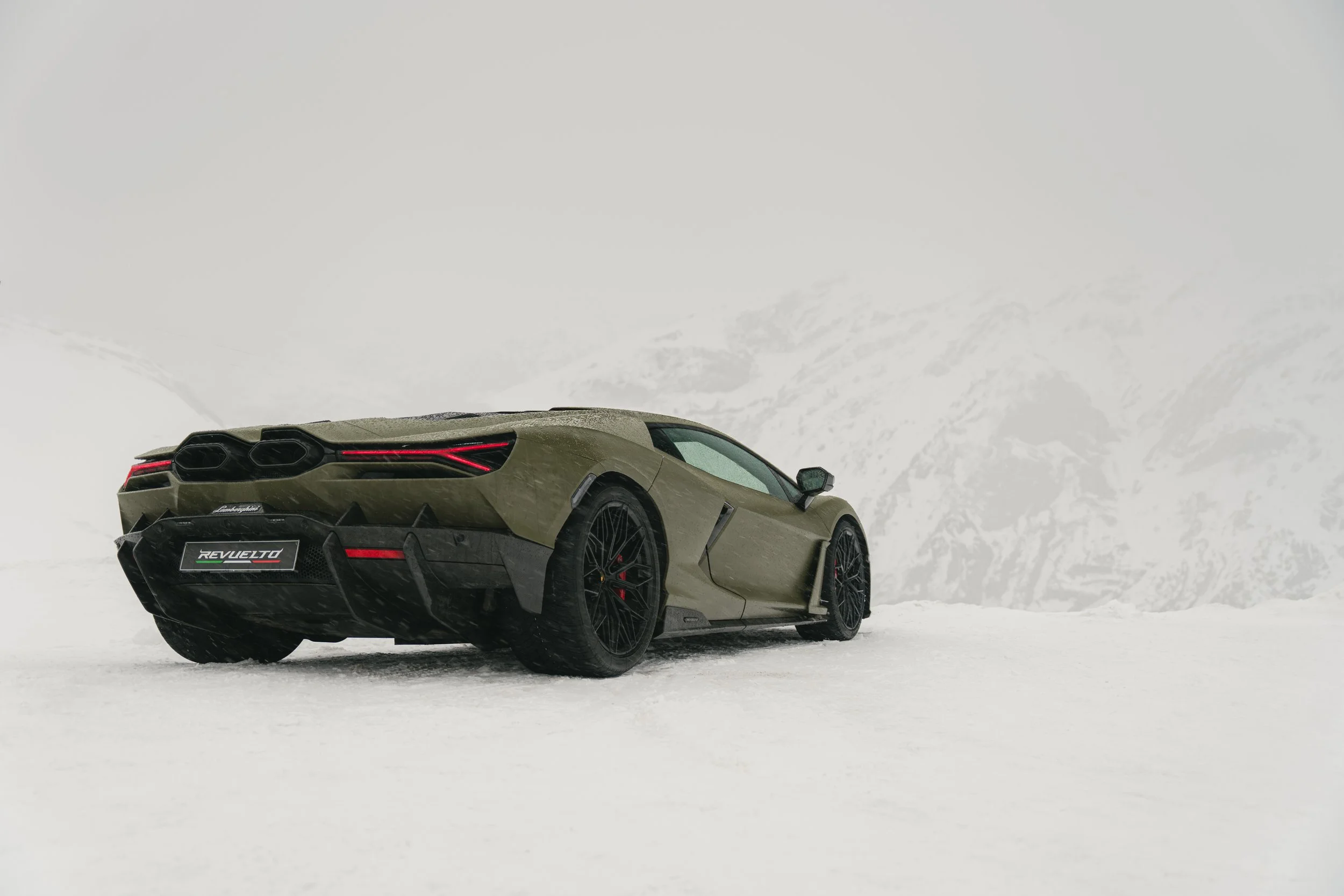 Lamborghini Revuelto 01 Livigno.jpg