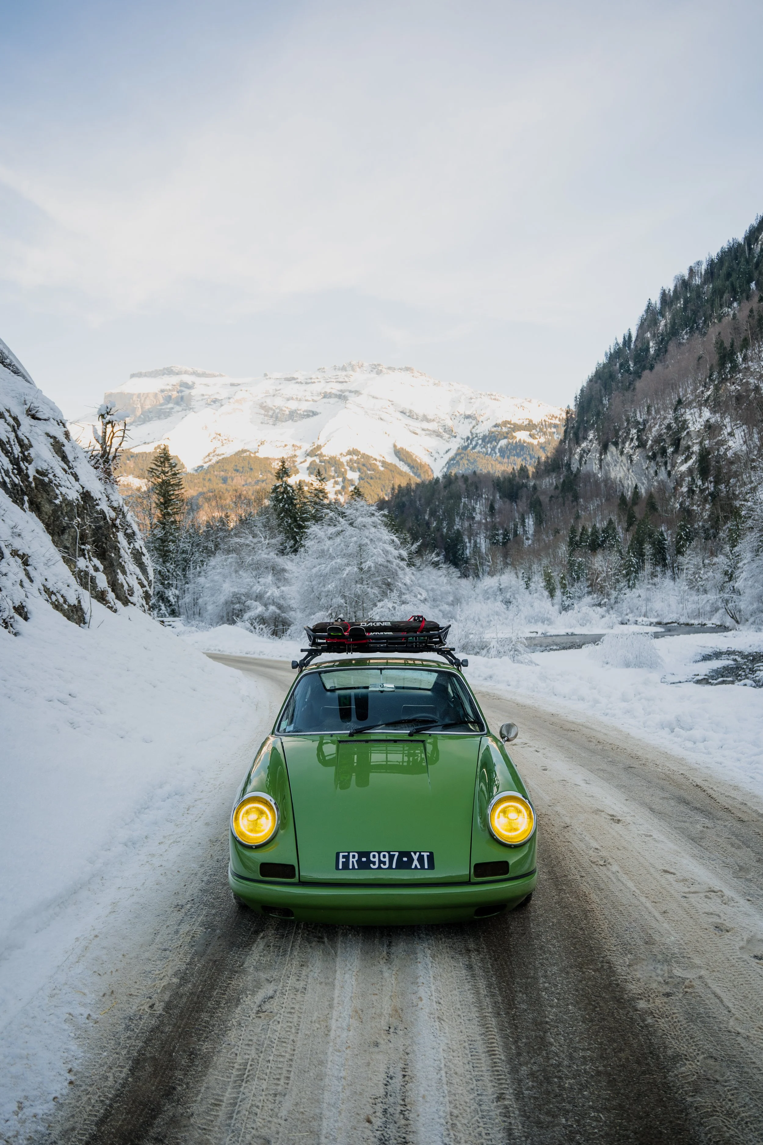 Porsche 911 Machine revival 01.jpg