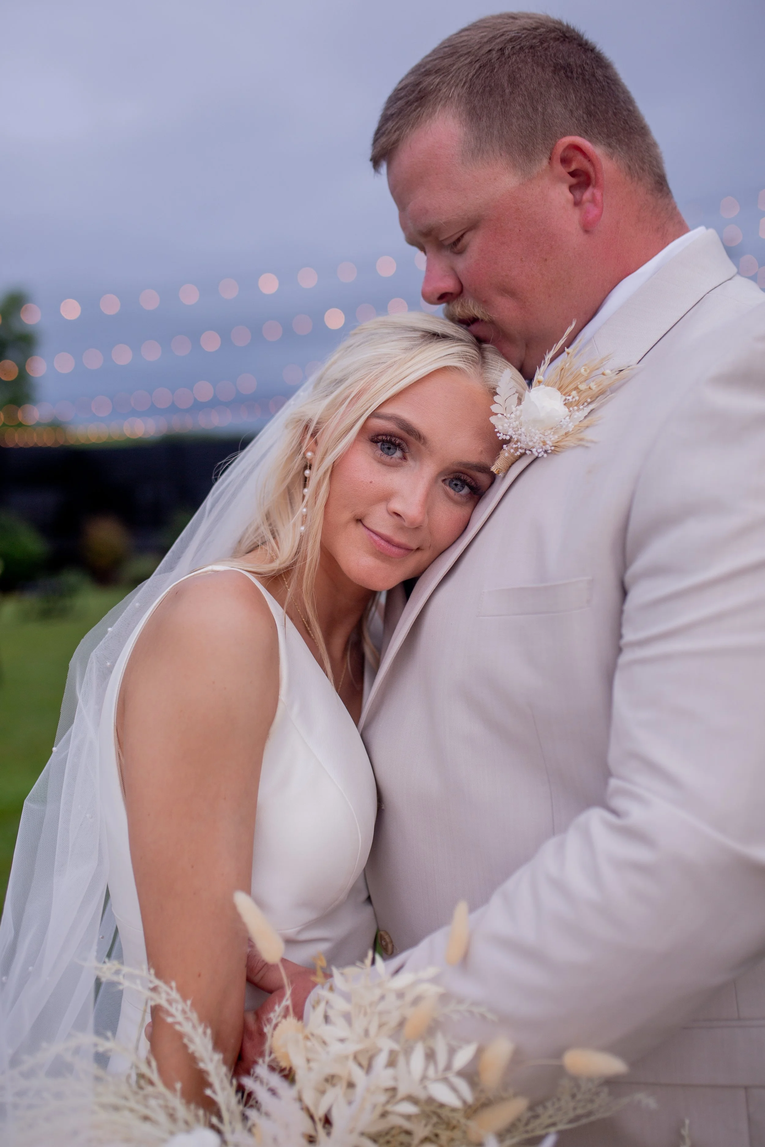 Katrina Serene Photography
@thewarehouseeatwilsonhill #thewarehouseatwilsonhill #industrialweddingvenue #weddingvenue #eventvenue #greenevilleTN