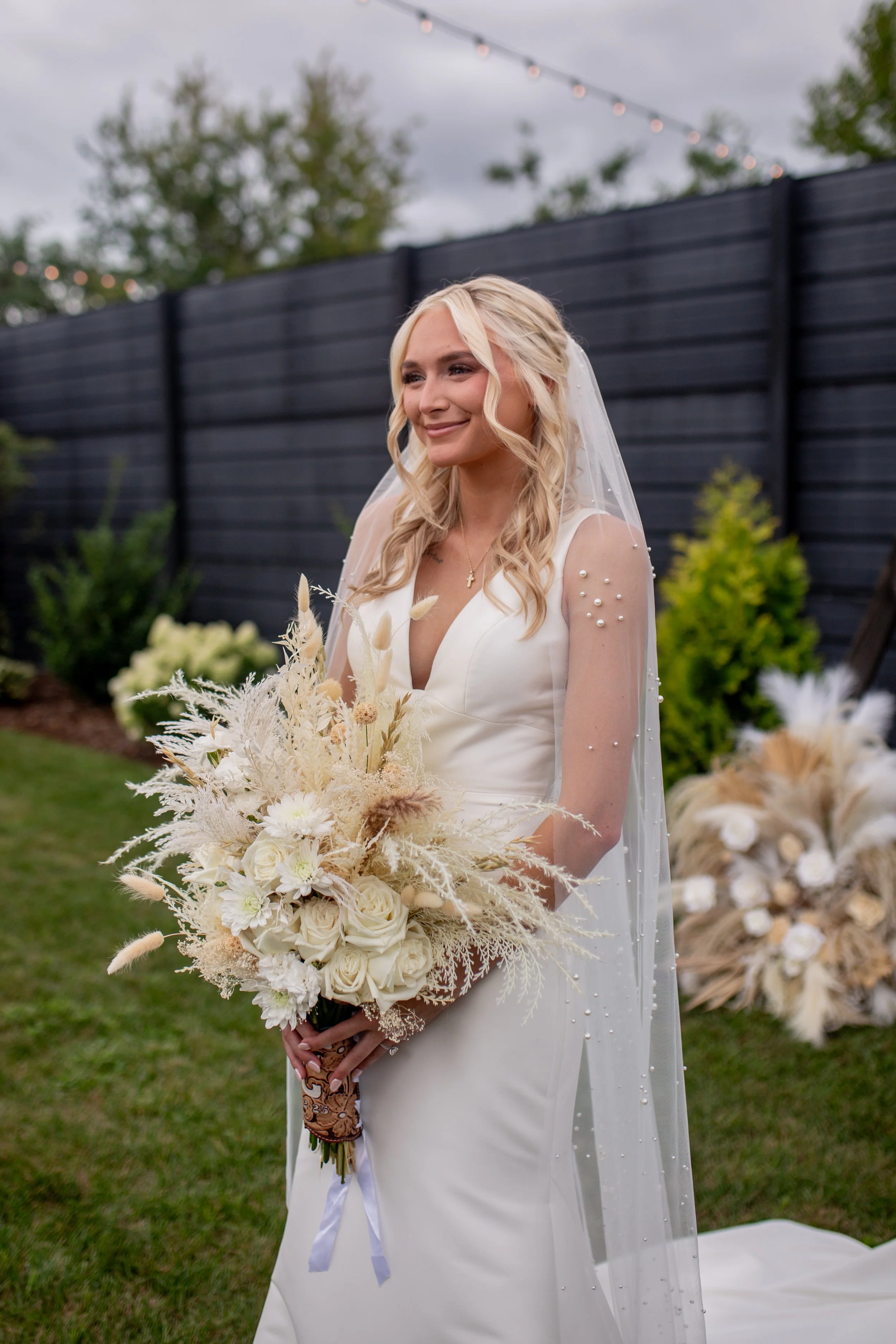 Katrina Serene Photography
@thewarehouseeatwilsonhill #thewarehouseatwilsonhill #industrialweddingvenue #weddingvenue #eventvenue #greenevilleTN