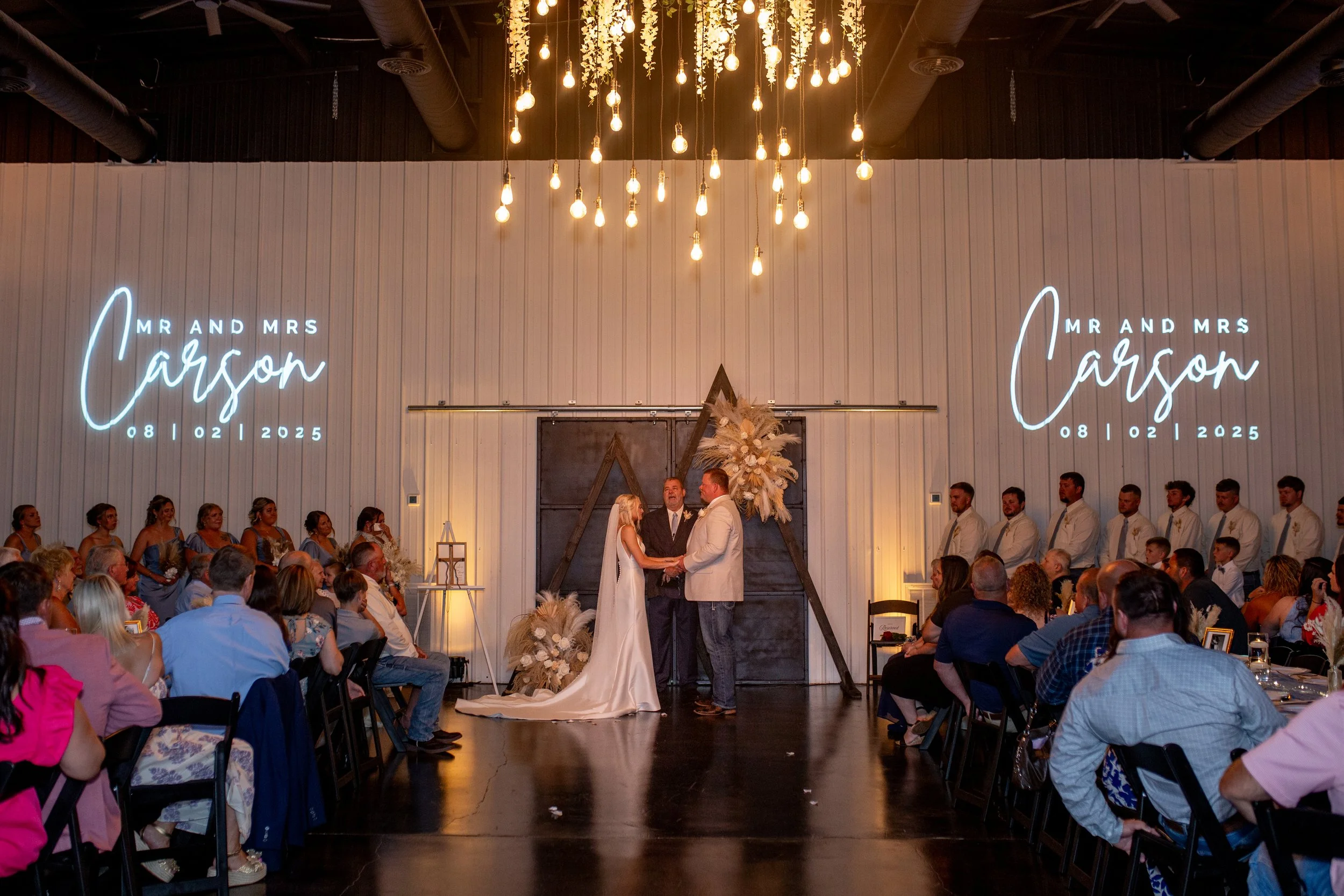 Katrina Serene Photography
@thewarehouseeatwilsonhill #thewarehouseatwilsonhill #industrialweddingvenue #weddingvenue #eventvenue #greenevilleTN