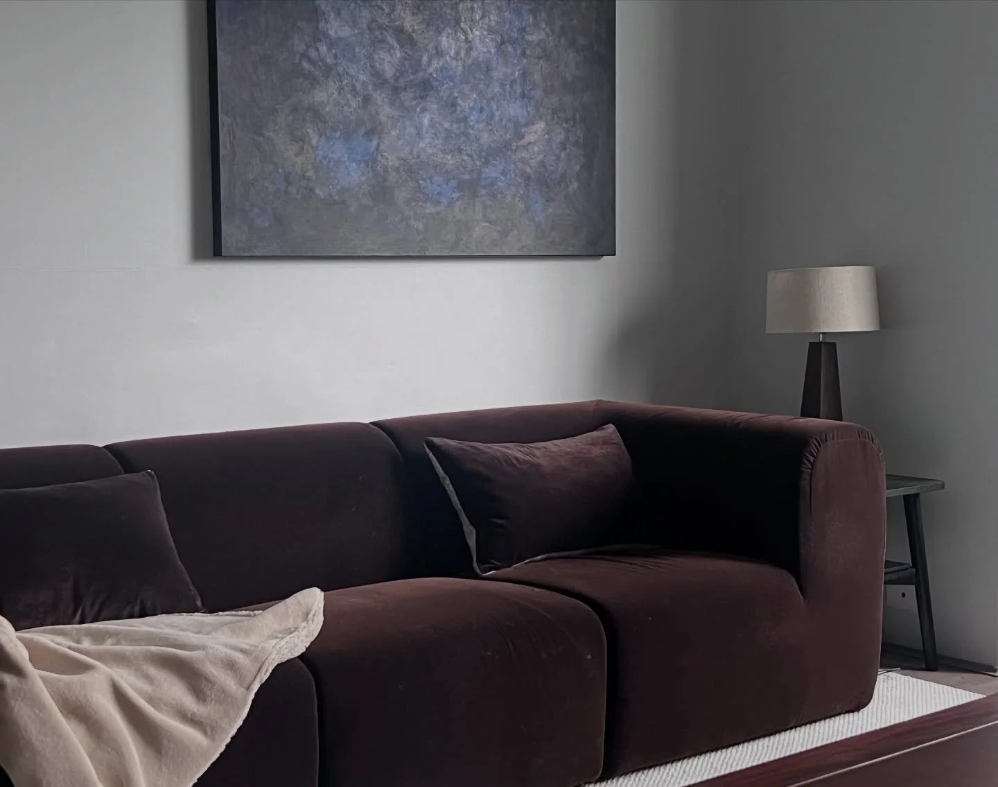 How are your interior spaces affecting you and your wellbeing?

Style and aesthetics are often the first things people think of in interior design, but they are only part of it.

Layout, flow, lighting, scale, storage, and material choices all affect