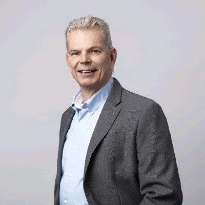 Authentische Coaching-Stimme bei divenio – Klientenerfahrungen zu Klarheit, Resilienz und Führung