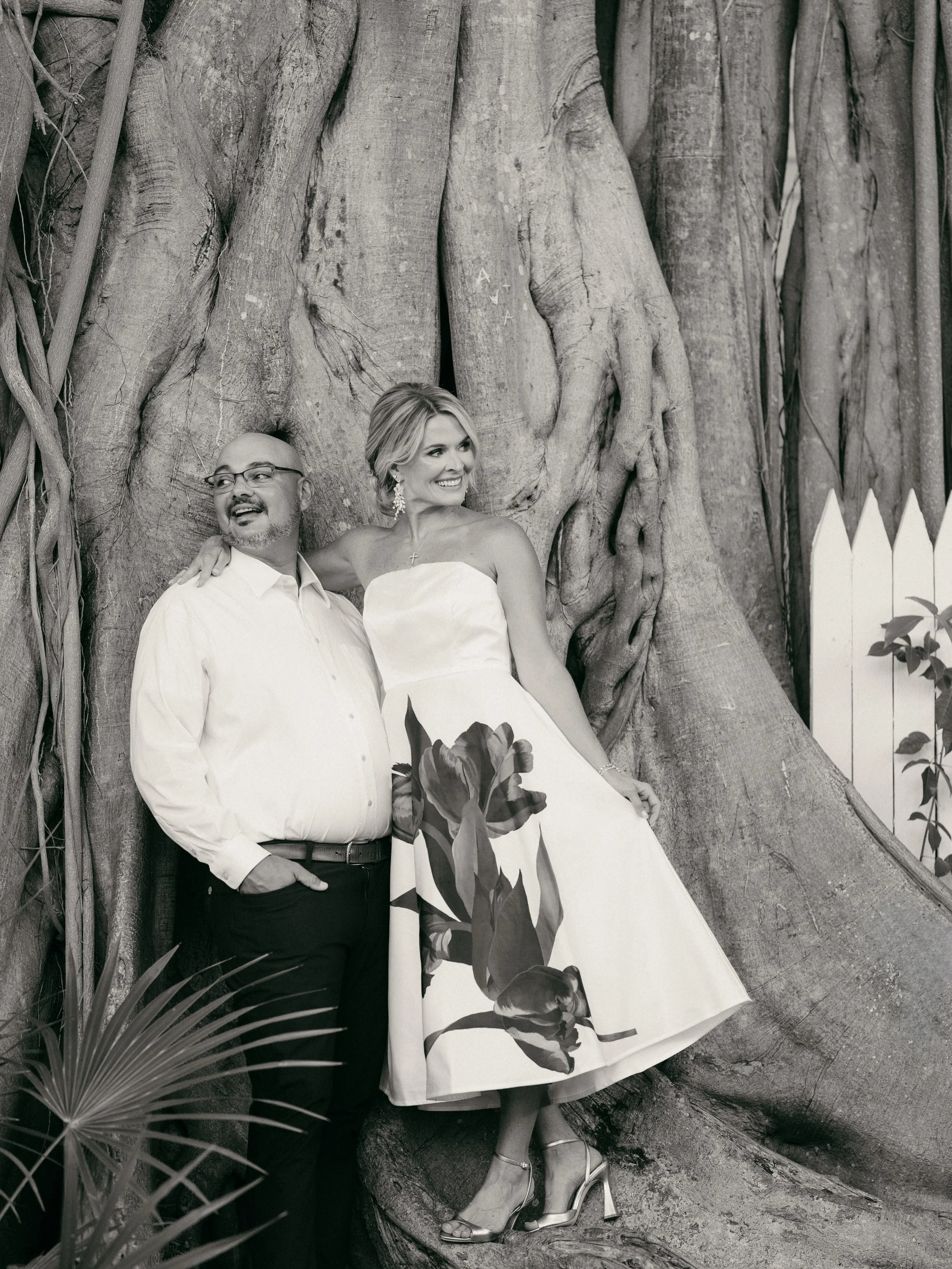 Anniversary, Key West style. 🤍

Emily &amp; Billy are celebrating their one-year wedding anniversary and wanted all the Key West vibes. 🌴✨ They chose Truman Annex and Fort Zachary Taylor for their session, and these locations did not disappoint. Fr