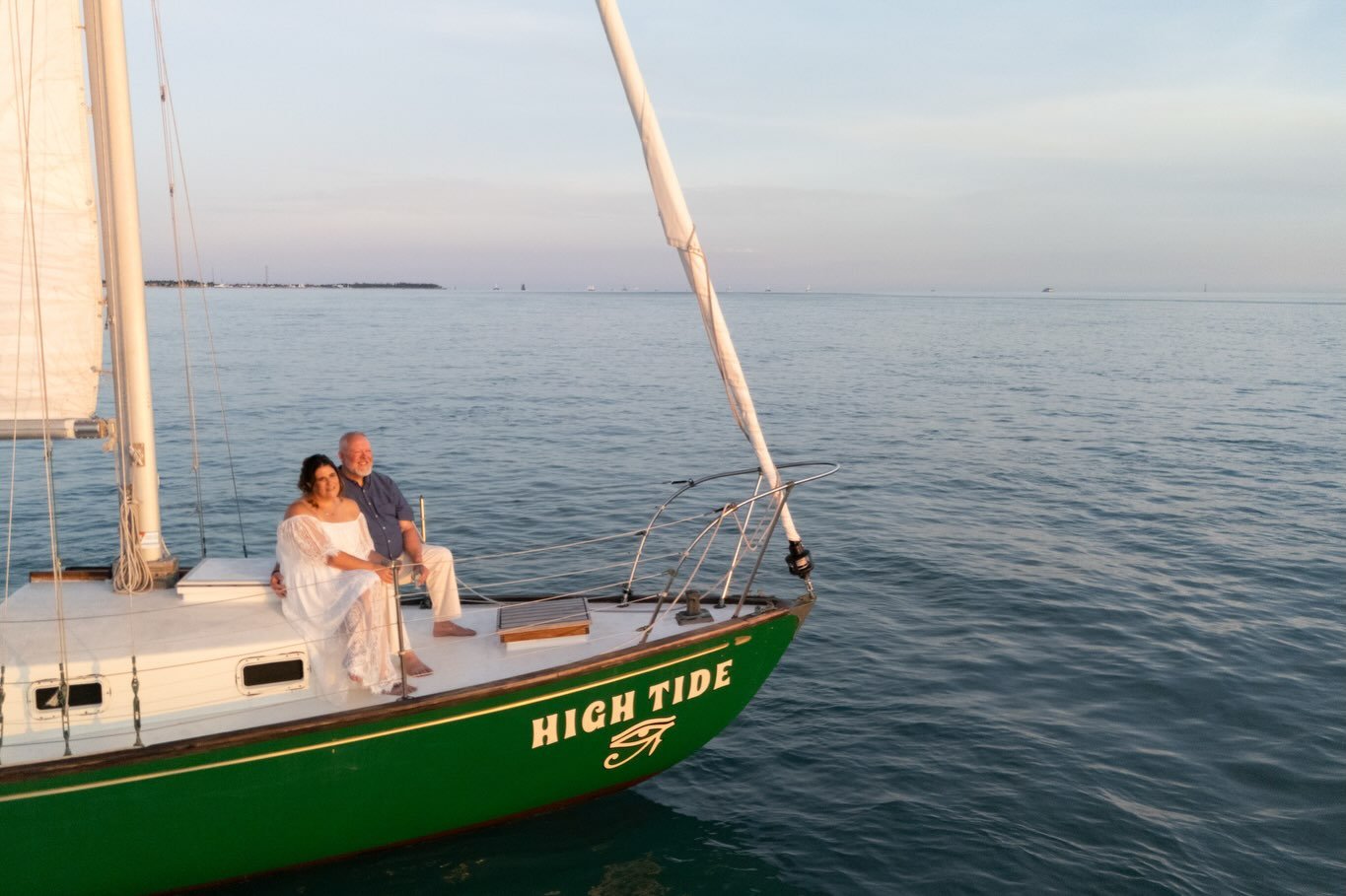 Barefoot vows, ocean air, and the kind of sunset you never forget.

#KeyWestWeddingPhotographer #KeyWestElopement #SailboatWedding #FloridaKeysWedding #DestinationElopement