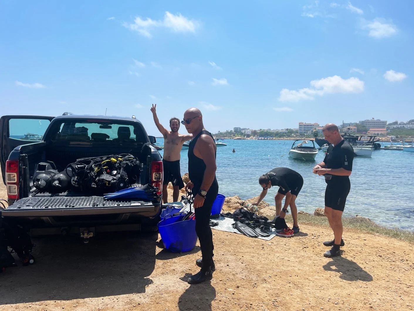 small-dive-with-1.jpg