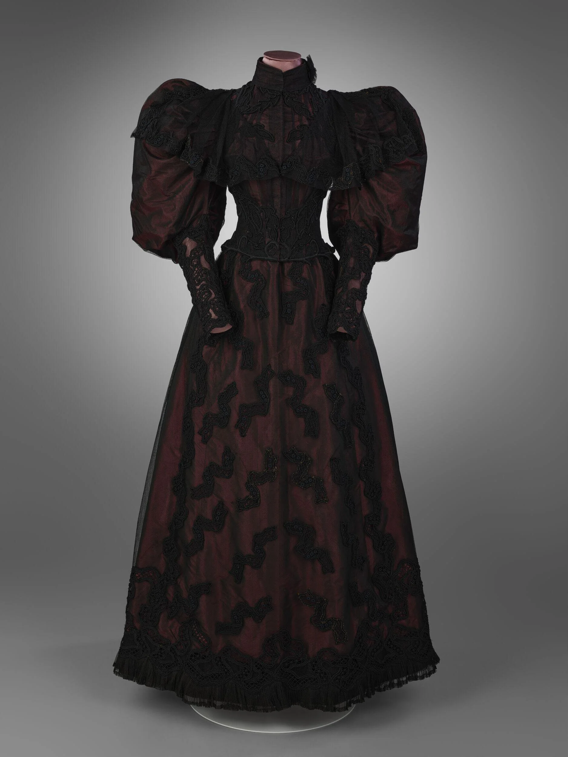 FRONT- V&A afternoon dress