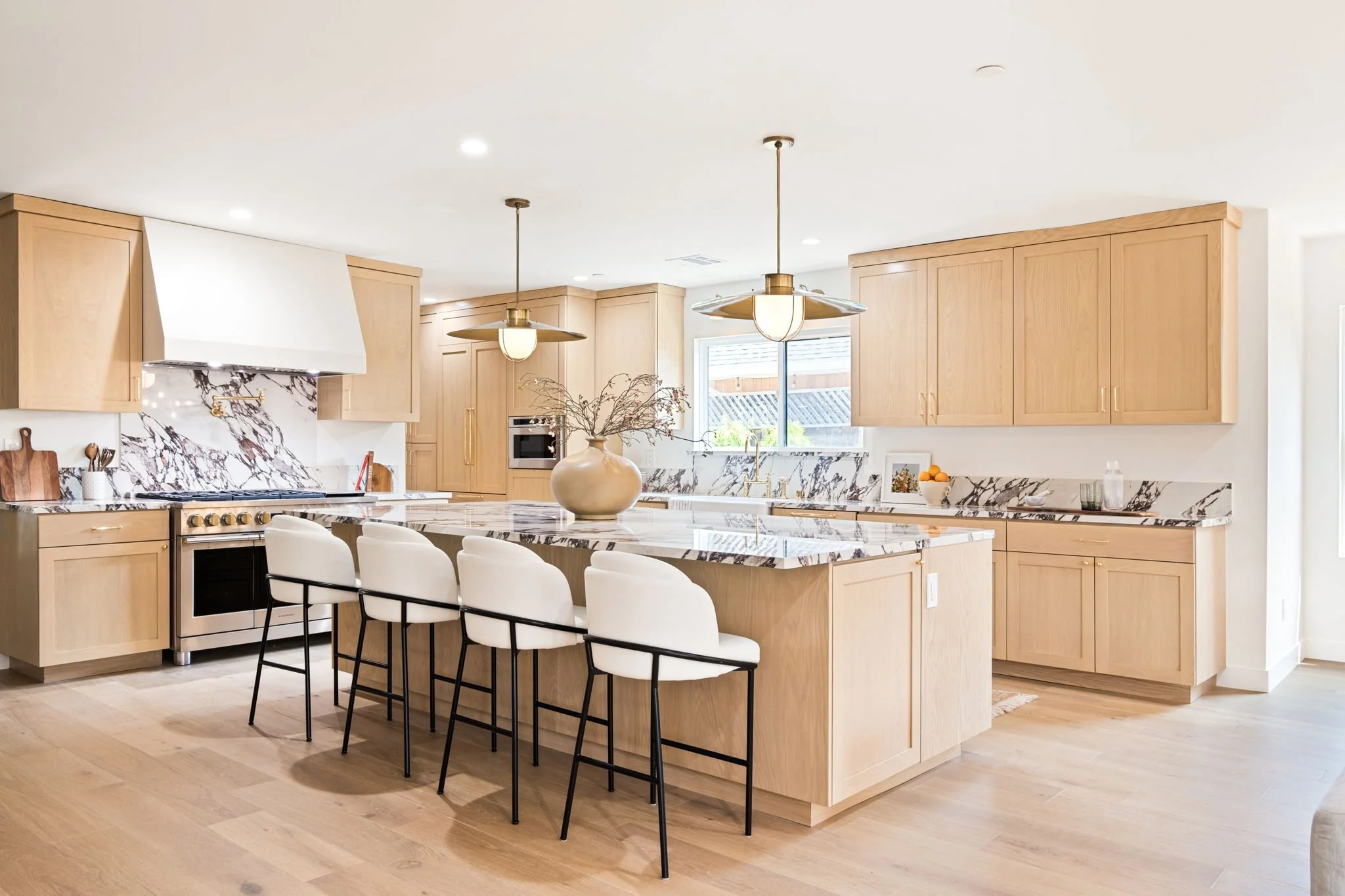 3-web-or-mls-4525-greenbush-ave.jpg