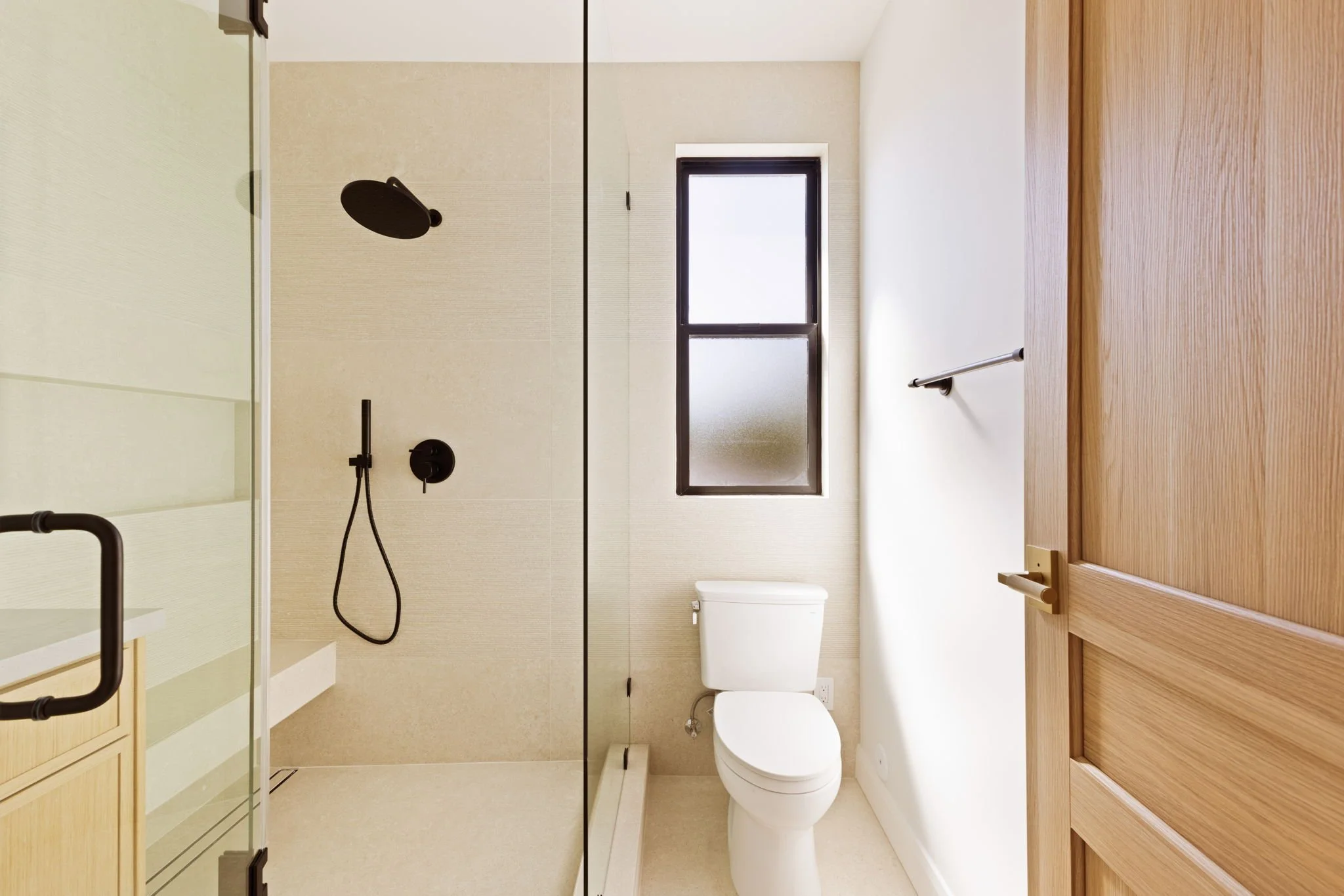 37-web-or-mls-22457-berdon-st.jpg