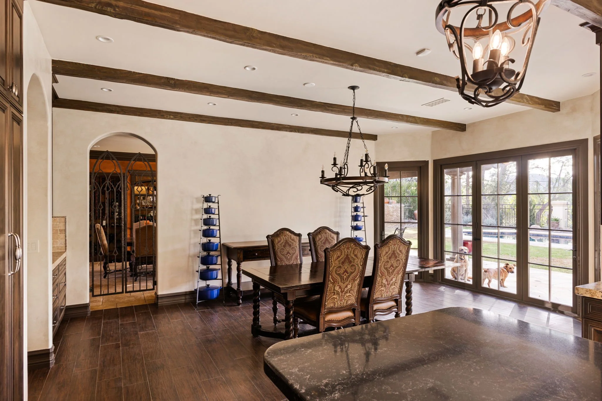 18-web-or-mls-25616-queenscliff-ct.jpg