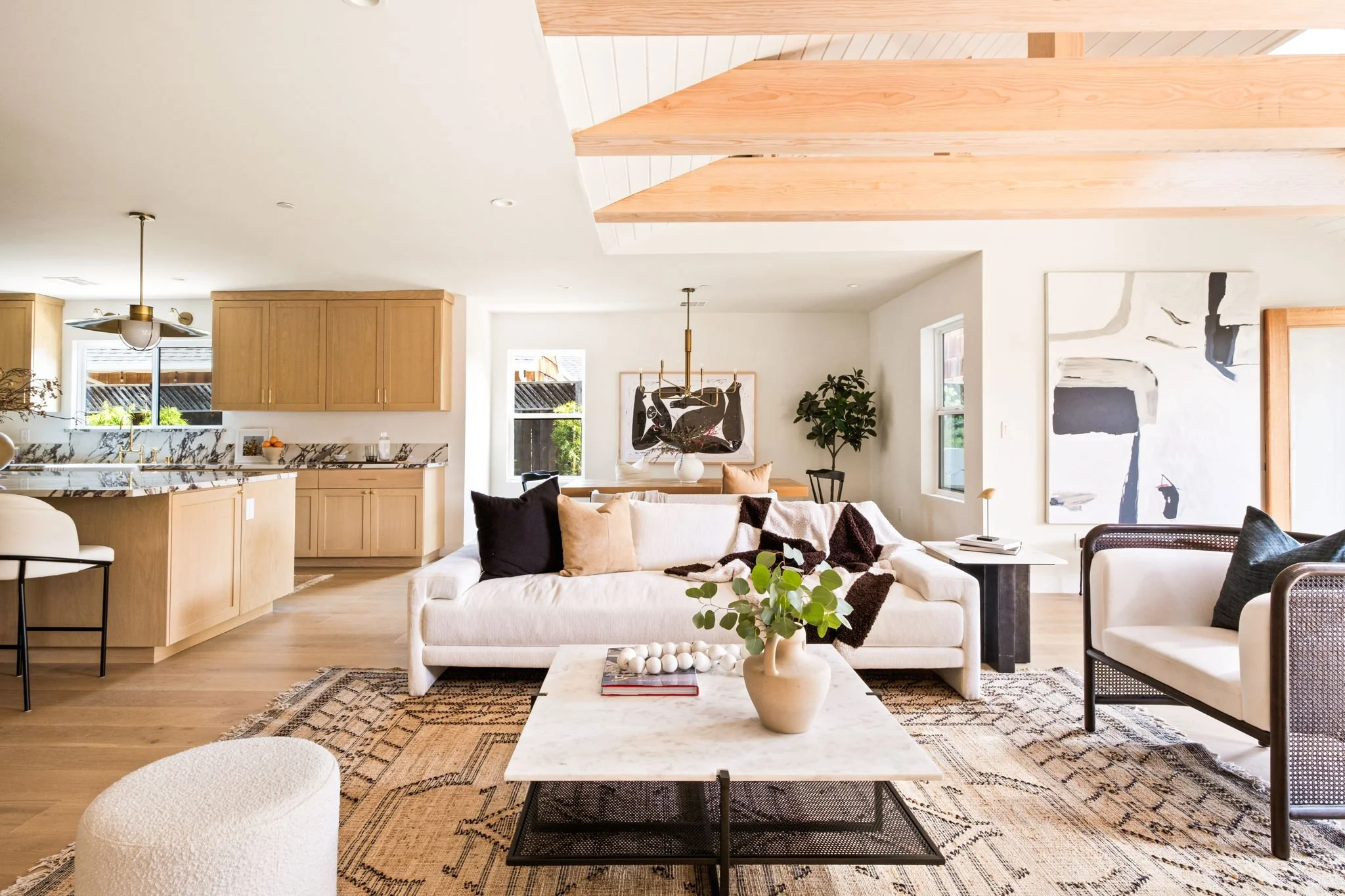 18-web-or-mls-4525-greenbush-ave.jpg