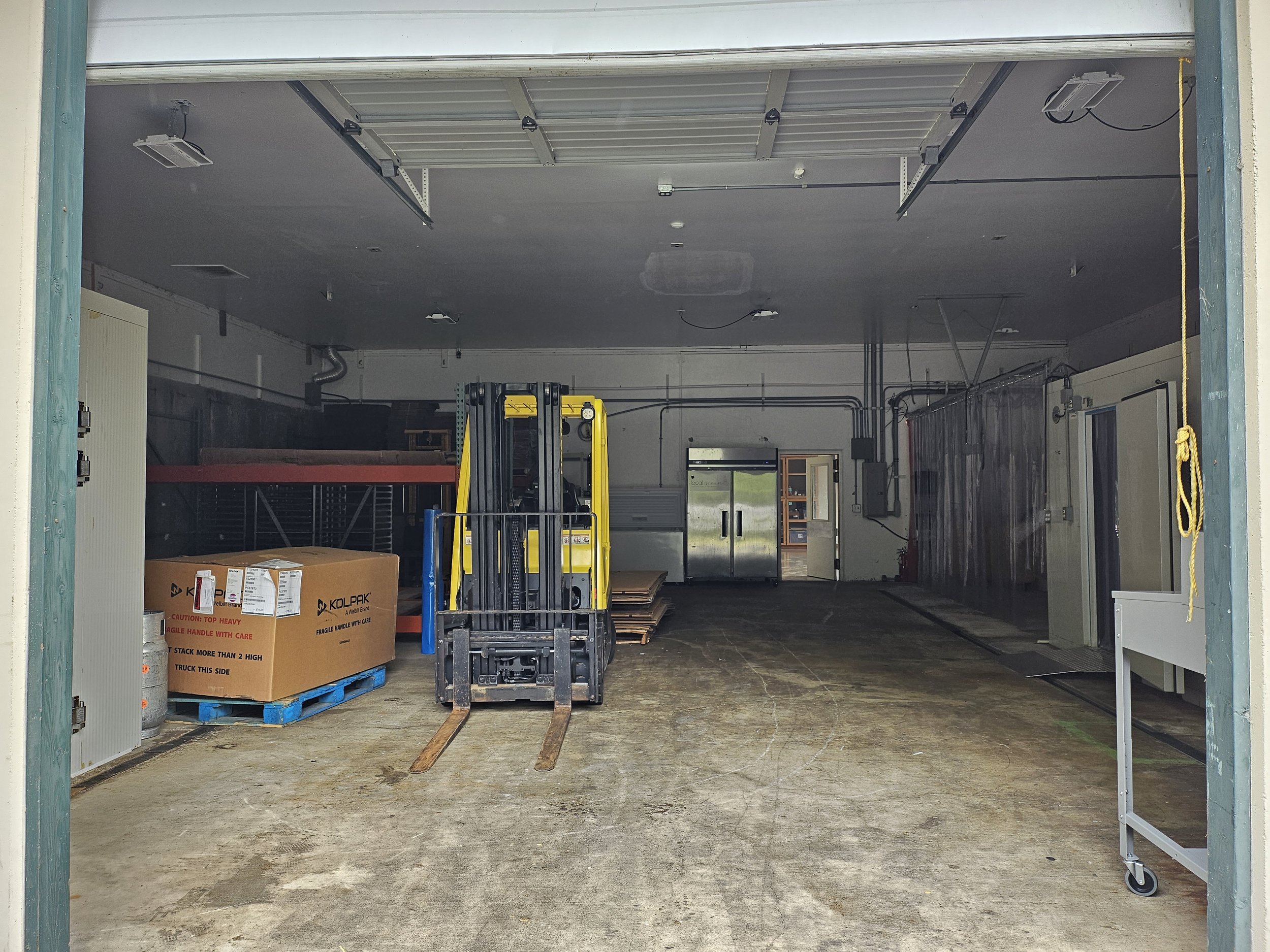 yaquina lab garage.jpg