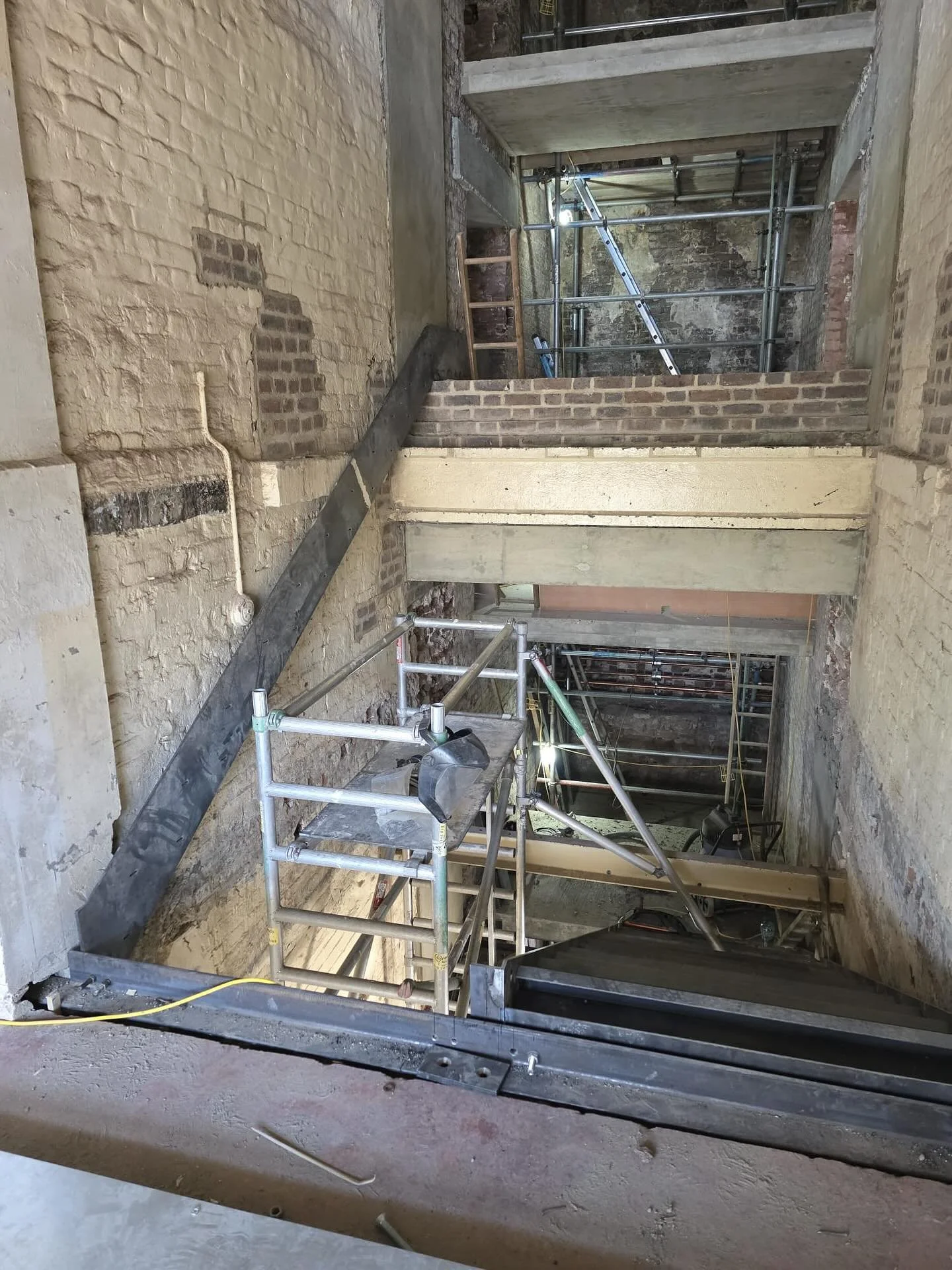 3rd flight of the 4 flight steel staircase started today at the Quentin Blake centre for illustration
My site team smashing out as always. #staircase #welding #weld #architecture #london #fabrication