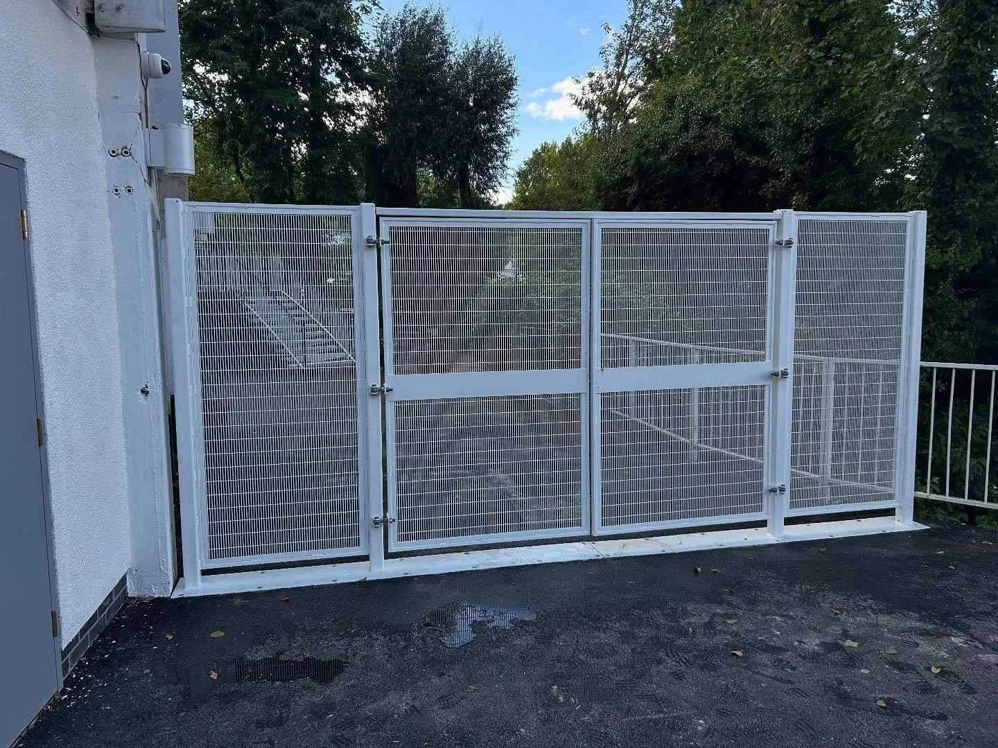 Security gates installed at Yvonne arnard theatre this morning. Another job ticked off this week. ✅
