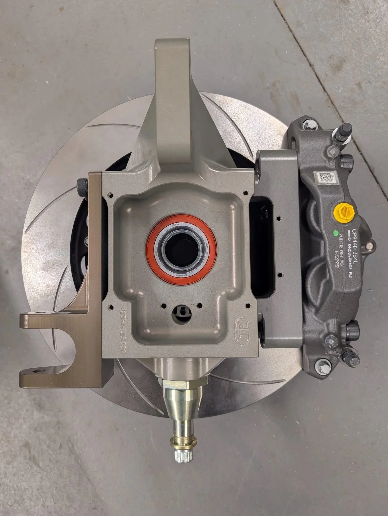 Billet aluminium front hub and wishbone kit (no brakes)