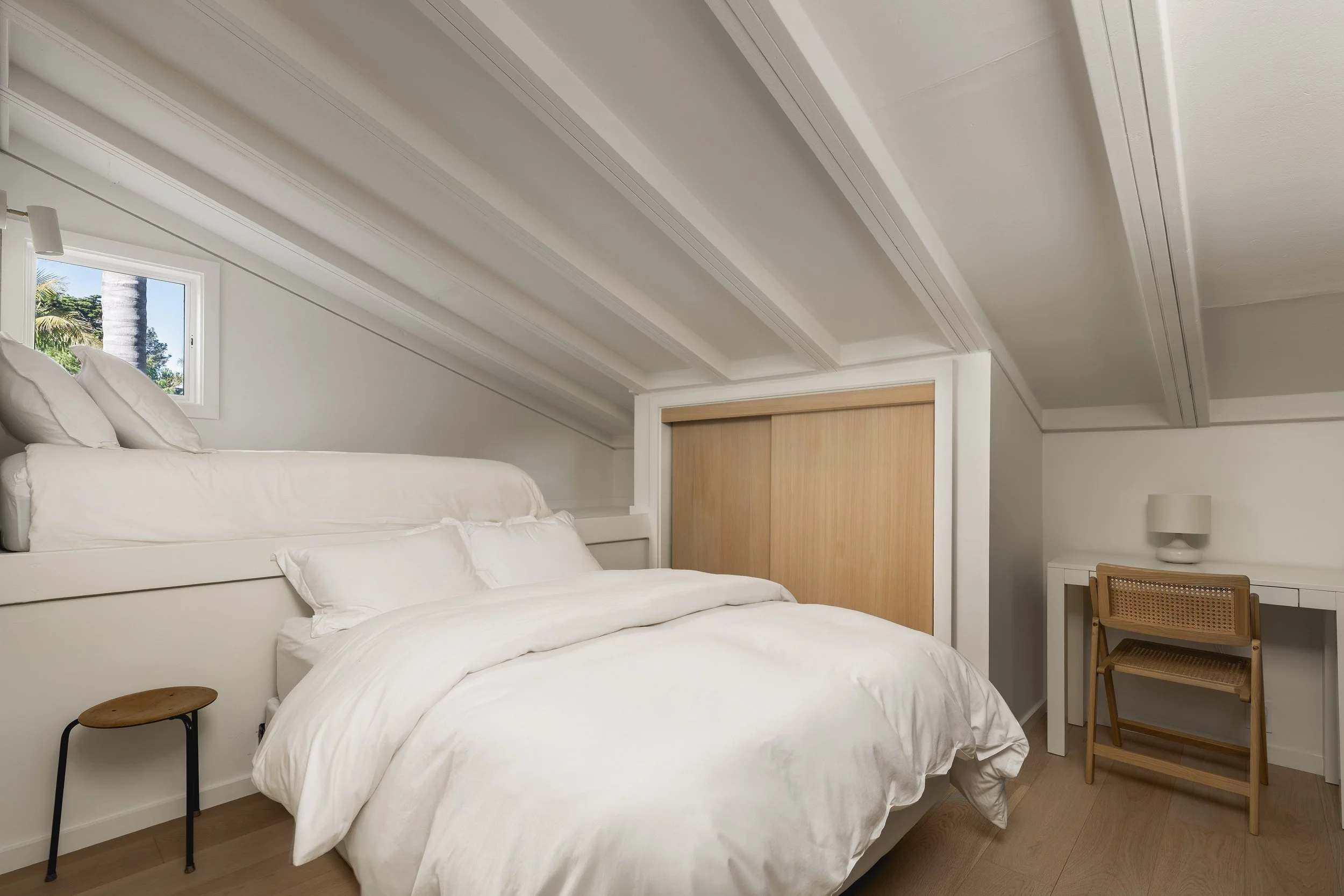 JG-8132PuestaDelSol-interior-30.jpg